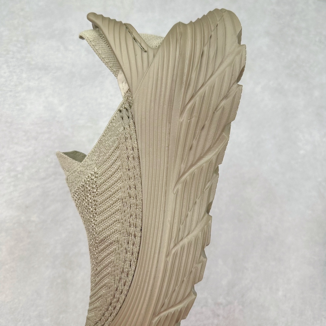 图片[7]-＃HK纯原 HOKA ONE ONE Restore TC 一脚蹬徒步舒适缓震运动鞋 继承了 HOKA ONE ONE® 标志性的缓冲中底，兼具轻盈脚感和出众缓震。NEWOK本期为大家准备了两款各具特色HOKA ONE ONE Restore TC 鞋款，希望能为你的夏日穿搭提供更多灵感。鞋款鞋面采用弹性布料，鞋面透气舒适，日常穿搭舒适不磨脚。鞋款以弹性松紧织带取代传统鞋带设计，省事又省心，“一脚蹬”简直是最具懒人属性的球鞋，低调朴素又不失质感。重量不到百克，依旧是外形“笨拙”实则是轻巧、舒适与安全兼备的品牌固有打法。搭配上，无论是夏日短裤造型，还是搭配你的长袜，Restore TC 能够满足你的多种穿搭。舒适程度堪比众多大牌“老头乐”，鞋底的厚厚的泡沫鞋垫让你深陷其中！尺码：36 36.5 37.5 38 38.5 39 40 40.5 41 42 42.5 43 44 44.5 45-选品中心