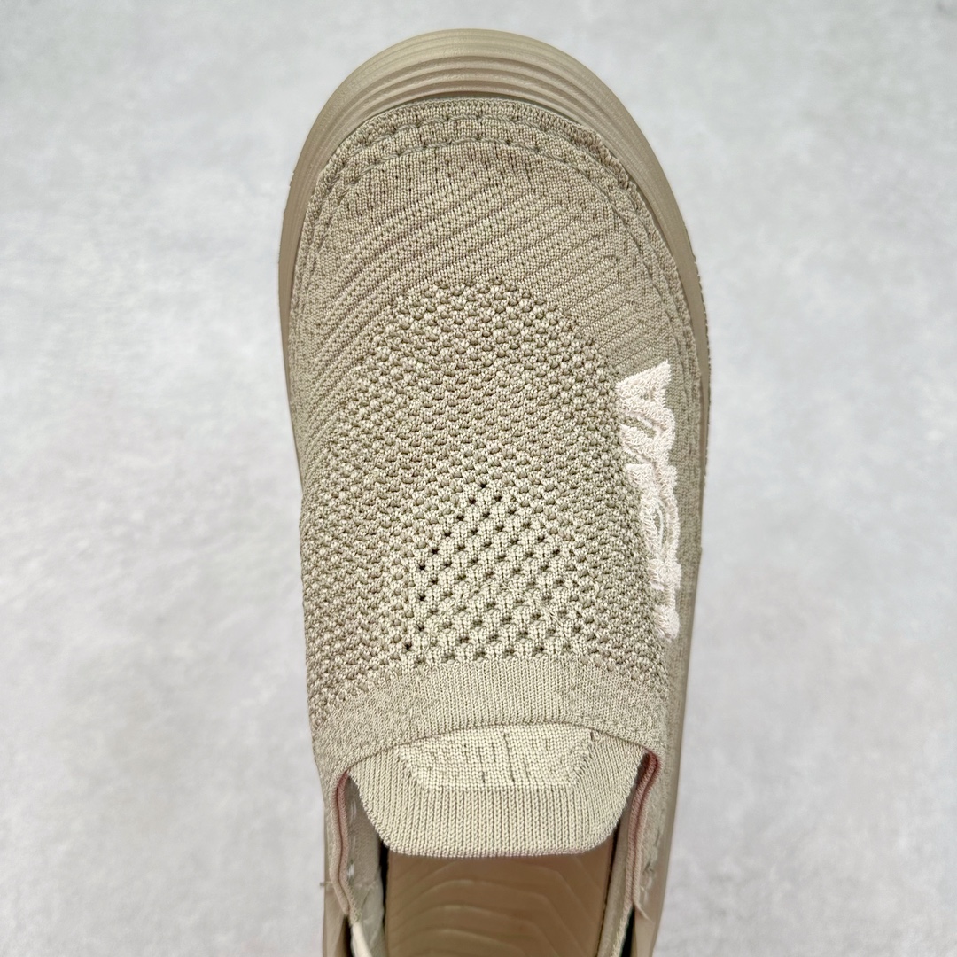 图片[4]-＃HK纯原 HOKA ONE ONE Restore TC 一脚蹬徒步舒适缓震运动鞋 继承了 HOKA ONE ONE® 标志性的缓冲中底，兼具轻盈脚感和出众缓震。NEWOK本期为大家准备了两款各具特色HOKA ONE ONE Restore TC 鞋款，希望能为你的夏日穿搭提供更多灵感。鞋款鞋面采用弹性布料，鞋面透气舒适，日常穿搭舒适不磨脚。鞋款以弹性松紧织带取代传统鞋带设计，省事又省心，“一脚蹬”简直是最具懒人属性的球鞋，低调朴素又不失质感。重量不到百克，依旧是外形“笨拙”实则是轻巧、舒适与安全兼备的品牌固有打法。搭配上，无论是夏日短裤造型，还是搭配你的长袜，Restore TC 能够满足你的多种穿搭。舒适程度堪比众多大牌“老头乐”，鞋底的厚厚的泡沫鞋垫让你深陷其中！尺码：36 36.5 37.5 38 38.5 39 40 40.5 41 42 42.5 43 44 44.5 45-选品中心