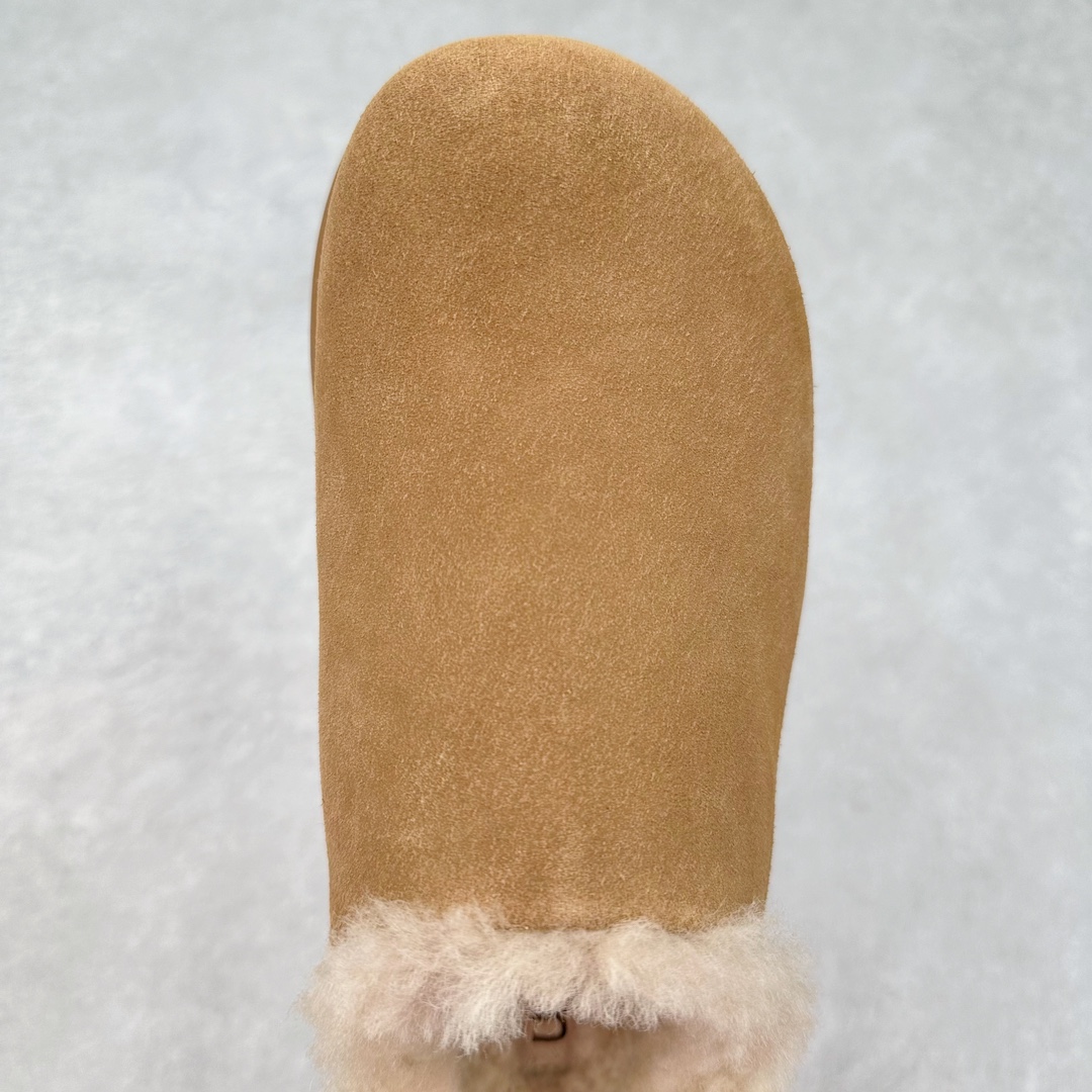 图片[4]-＃GD UGG 5888经典秋冬羊皮毛一体雪地靴 隆丰A级澳洲进口羊皮毛一体 完全遵循ZP工艺流程 代工厂原厂版师 秉承无原鞋不开发选择 注重每一处细节 市面最正版型 TREADLITE\\\”轻翼\\\”科技外底 轻便/耐用/柔韧/桩型【售后郑重承诺】一个月内若出现重大脱胶/断底等质量问题 直接为您换新 翻毛皮鞋面 细腻亲肤再生聚酯纤维滚边 舒适易打理 保暖性佳 UGG plush™ 里衬和内底 茸软亲肤 舒适暖足 经典鞋型搭配轻盈厚底 稳稳拿捏秋冬出街时髦造型 Treadlite by UGG 轻翼大底 轻盈缓震 为双足减负 舒适轻便 助你轻松畅玩整天 尺码：35 36 37 38 39 40-选品中心