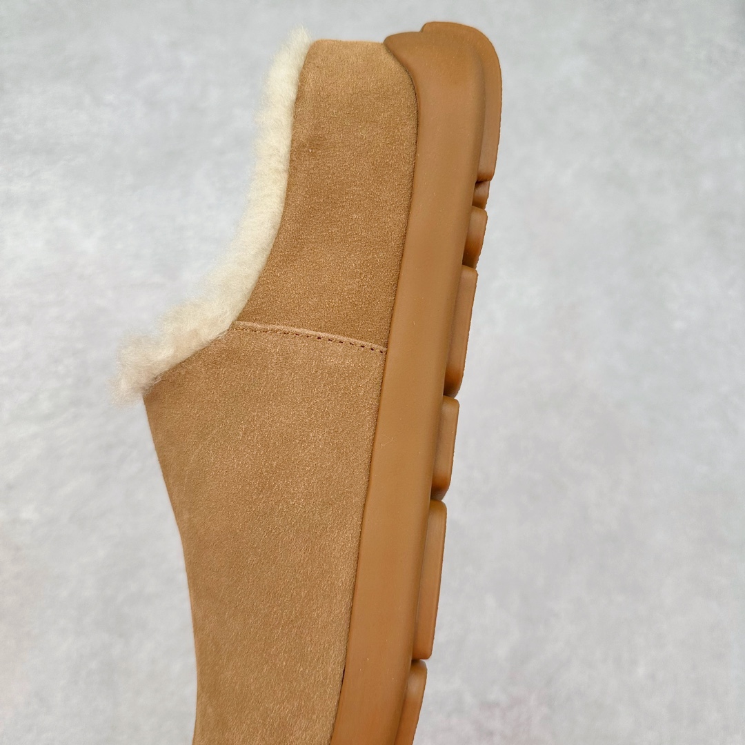 图片[7]-＃GD UGG 5888经典秋冬羊皮毛一体雪地靴 隆丰A级澳洲进口羊皮毛一体 完全遵循ZP工艺流程 代工厂原厂版师 秉承无原鞋不开发选择 注重每一处细节 市面最正版型 TREADLITE\\\”轻翼\\\”科技外底 轻便/耐用/柔韧/桩型【售后郑重承诺】一个月内若出现重大脱胶/断底等质量问题 直接为您换新 翻毛皮鞋面 细腻亲肤再生聚酯纤维滚边 舒适易打理 保暖性佳 UGG plush™ 里衬和内底 茸软亲肤 舒适暖足 经典鞋型搭配轻盈厚底 稳稳拿捏秋冬出街时髦造型 Treadlite by UGG 轻翼大底 轻盈缓震 为双足减负 舒适轻便 助你轻松畅玩整天 尺码：35 36 37 38 39 40-选品中心