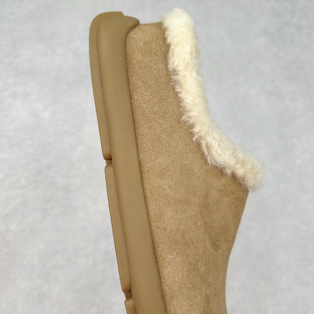 图片[6]-＃GD UGG 5888经典秋冬羊皮毛一体雪地靴 隆丰A级澳洲进口羊皮毛一体 完全遵循ZP工艺流程 代工厂原厂版师 秉承无原鞋不开发选择 注重每一处细节 市面最正版型 TREADLITE\\\”轻翼\\\”科技外底 轻便/耐用/柔韧/桩型【售后郑重承诺】一个月内若出现重大脱胶/断底等质量问题 直接为您换新 翻毛皮鞋面 细腻亲肤再生聚酯纤维滚边 舒适易打理 保暖性佳 UGG plush™ 里衬和内底 茸软亲肤 舒适暖足 经典鞋型搭配轻盈厚底 稳稳拿捏秋冬出街时髦造型 Treadlite by UGG 轻翼大底 轻盈缓震 为双足减负 舒适轻便 助你轻松畅玩整天 尺码：35 36 37 38 39 40-选品中心