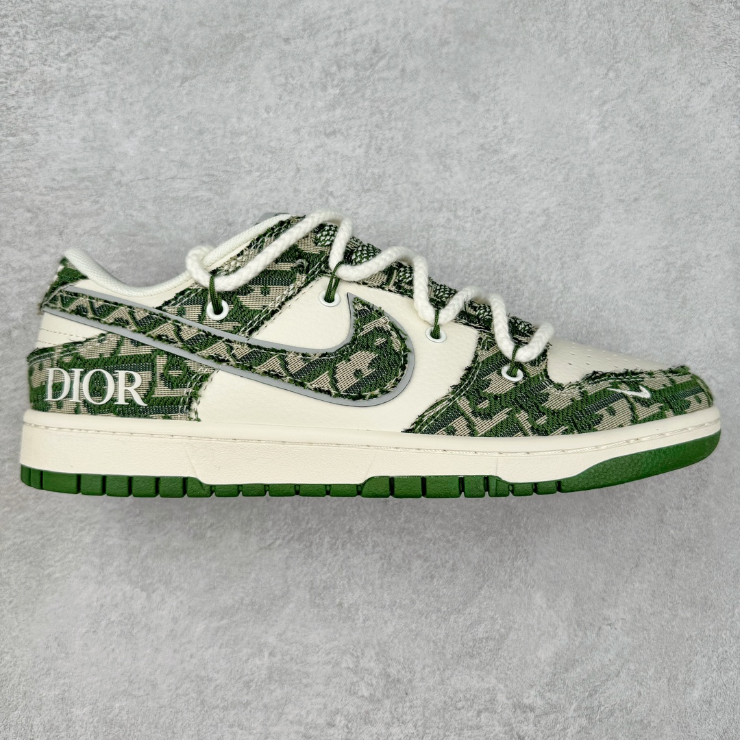 NK Dunk Low 定制配色 SJ2068-309 大厂出品 极力推荐 原装头层材料 独家版型蒸餾加工帶來的是更好的视觉和脚感体验大厂纯原品质出货 清洁度 电绣工艺 皮料切割干净无任何毛边 细节完美 尺码：36 36.5 37.5 38 38.5 39 40 40.5 41 42 42.5 43 44 44.5 45 46 47.5-选品中心