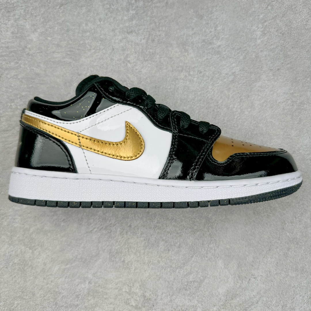 图片[4]-＃神版特价福利 Air Jordan AJ1 低帮中帮系列 知名大厂出品 原装楦头纸板开发 完美鞋型 超高清洁度 鞋型不臃肿别扭 原厂内置全掌气垫 A模大底 鞋舌AJ原厂专用牛津布 AJ专用反口珍珠布 原厂无杂质高弹内里海棉 特殊封边弹力鞋带 原鞋开模 拒绝公底 购置公司同步原材料 都有细节原汁原味 忠于原版 尺码对应库存‼️-选品中心