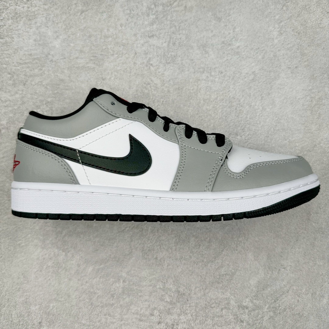 图片[6]-＃神版特价福利 Air Jordan AJ1 低帮中帮系列 知名大厂出品 原装楦头纸板开发 完美鞋型 超高清洁度 鞋型不臃肿别扭 原厂内置全掌气垫 A模大底 鞋舌AJ原厂专用牛津布 AJ专用反口珍珠布 原厂无杂质高弹内里海棉 特殊封边弹力鞋带 原鞋开模 拒绝公底 购置公司同步原材料 都有细节原汁原味 忠于原版 尺码对应库存‼️-选品中心