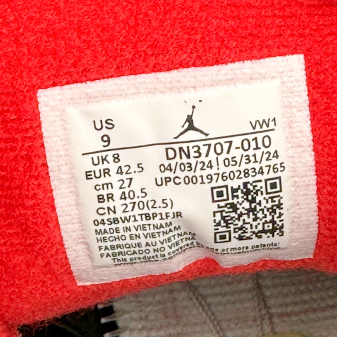 图片[20]-＃GX纯原 Air Jordan AJ3 Retro 复刻黑水泥 DN3707-010 圈内最强三代系列 匠心打造 开发时长超过半年 目前可过各类鉴定或无法鉴定 裸鞋随便操作 全套原纸板楦头开发 原厂大底磨具加持立体防滑纹理 原装可视Air Sole气垫 原汁原味最完美的三代版型 唯一正确鞋头趴度弧度高度鞋身腰线 原厂TPU彩虹扎染后跟饰片 正确内里反口里网布 皮料菱角分明不变形无多余毛边 广东原厂zp同批次手工大底描漆拉丝 市场唯一原厂鞋扣模具 原厂织唛标 原厂飞人电绣工艺 尾指中部跳三针 独家绑鞋带手法 印刷中底布 四线拉帮 米色美纹纸贴合固定 进口港宝加持 后跟自然饱满 全鞋荧光划线卡点 追求极致完美 每一双都是工艺品 多重QC质检 超越公司货的品控标准 实实在在的免检产品 尺码：40 40.5 41 42 42.5 43 44 44.5 45 45.5 46 47.5 48.5-选品中心