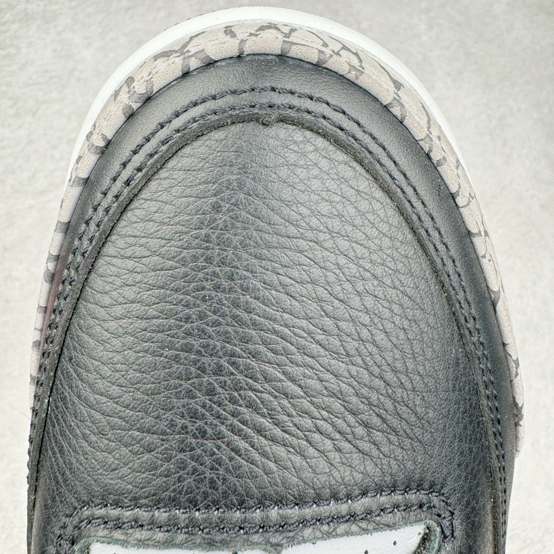 图片[14]-＃GX纯原 Air Jordan AJ3 Retro 复刻黑水泥 DN3707-010 圈内最强三代系列 匠心打造 开发时长超过半年 目前可过各类鉴定或无法鉴定 裸鞋随便操作 全套原纸板楦头开发 原厂大底磨具加持立体防滑纹理 原装可视Air Sole气垫 原汁原味最完美的三代版型 唯一正确鞋头趴度弧度高度鞋身腰线 原厂TPU彩虹扎染后跟饰片 正确内里反口里网布 皮料菱角分明不变形无多余毛边 广东原厂zp同批次手工大底描漆拉丝 市场唯一原厂鞋扣模具 原厂织唛标 原厂飞人电绣工艺 尾指中部跳三针 独家绑鞋带手法 印刷中底布 四线拉帮 米色美纹纸贴合固定 进口港宝加持 后跟自然饱满 全鞋荧光划线卡点 追求极致完美 每一双都是工艺品 多重QC质检 超越公司货的品控标准 实实在在的免检产品 尺码：40 40.5 41 42 42.5 43 44 44.5 45 45.5 46 47.5 48.5-选品中心