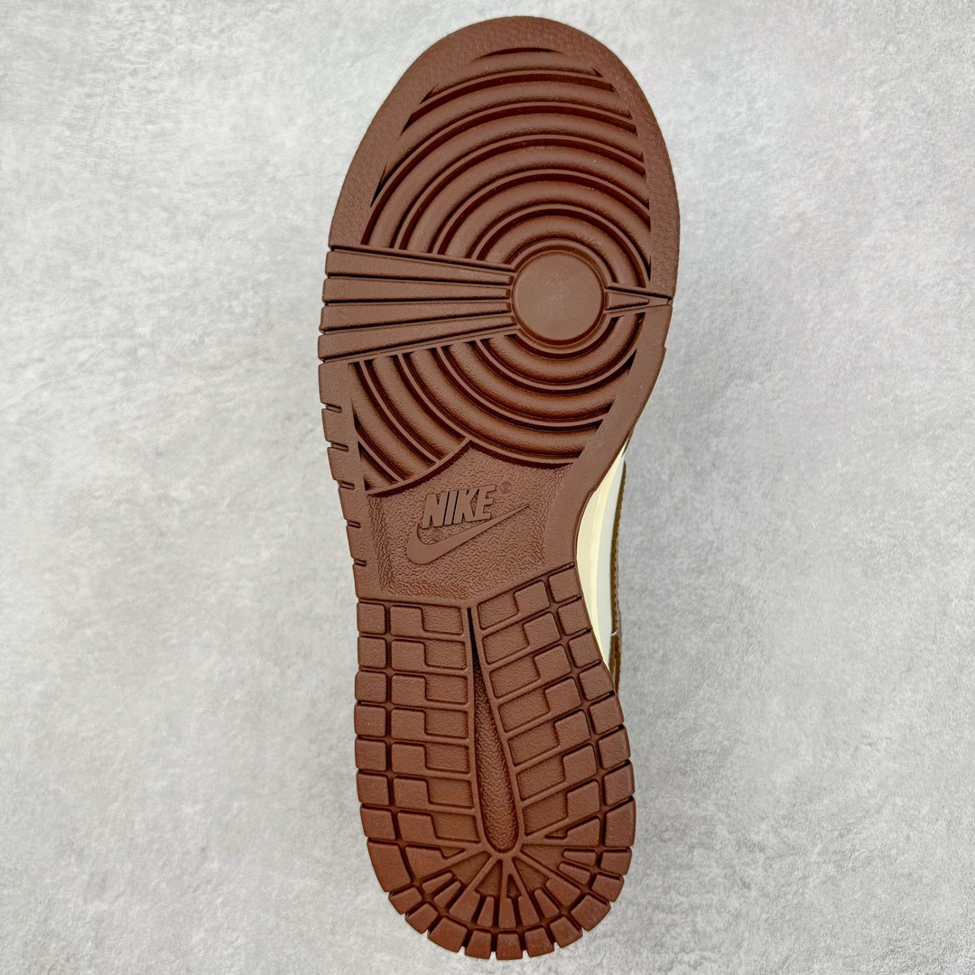 图片[9]-＃神版特价清仓 NK Dunk Low 实力大厂出品 全套原纸板楦头开发 确保原汁原味 完美呈现DUNK版型 一比一鞋头弧度高度鞋身弧度 此版本只针对中端市场 皮料材质有所更替 其他数据细节工艺流程均保持一致 绝不口嗨 细节品控鞋型随意对比 独家私模官方第六代原厂航空铝磨具打磨大底 鞋头坡度极致还原 无解鞋型 原盒原配 圈内天花板工艺 原厂玻璃冲刀 超高清洁度 全鞋零毛边皮料切割 原厂中底布点胶 中底布拉帮走线遵循公司 尺码对应库存‼️-选品中心