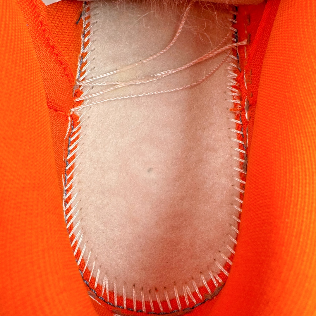 图片[10]-＃神版特价清仓 NK Dunk Low 实力大厂出品 全套原纸板楦头开发 确保原汁原味 完美呈现DUNK版型 一比一鞋头弧度高度鞋身弧度 此版本只针对中端市场 皮料材质有所更替 其他数据细节工艺流程均保持一致 绝不口嗨 细节品控鞋型随意对比 独家私模官方第六代原厂航空铝磨具打磨大底 鞋头坡度极致还原 无解鞋型 原盒原配 圈内天花板工艺 原厂玻璃冲刀 超高清洁度 全鞋零毛边皮料切割 原厂中底布点胶 中底布拉帮走线遵循公司 尺码对应库存‼️-选品中心