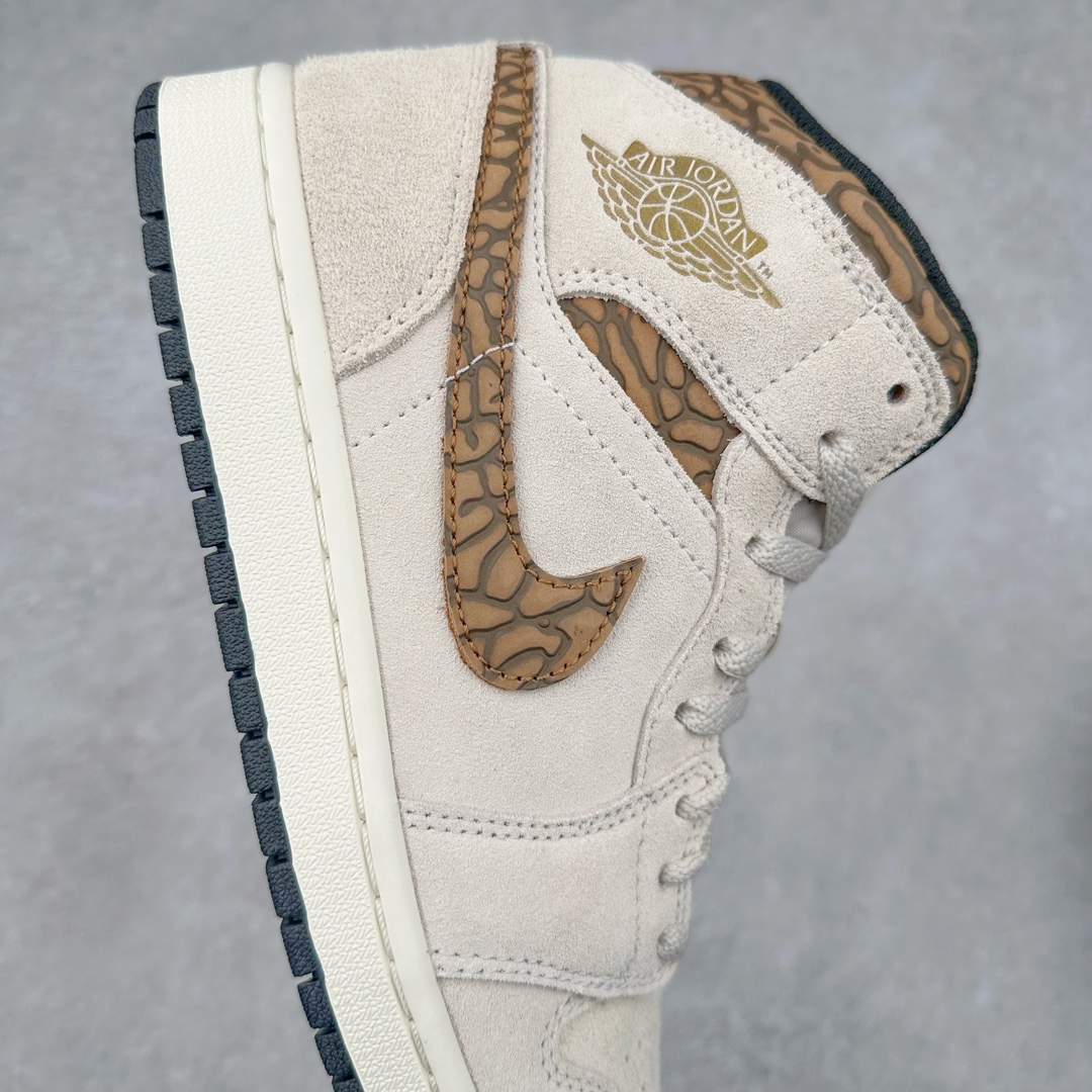 图片[6]-＃神版特价福利 Air Jordan AJ1 低帮中帮系列 知名大厂出品 原装楦头纸板开发 完美鞋型 超高清洁度 鞋型不臃肿别扭 原厂内置全掌气垫 A模大底 鞋舌AJ原厂专用牛津布 AJ专用反口珍珠布 原厂无杂质高弹内里海棉 特殊封边弹力鞋带 原鞋开模 拒绝公底 购置公司同步原材料 都有细节原汁原味 忠于原版 尺码对应库存‼️-选品中心