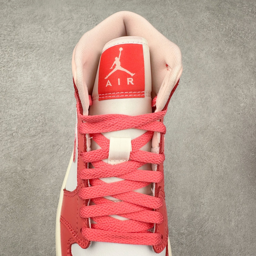 图片[5]-＃神版特价福利 Air Jordan AJ1 低帮中帮系列 知名大厂出品 原装楦头纸板开发 完美鞋型 超高清洁度 鞋型不臃肿别扭 原厂内置全掌气垫 A模大底 鞋舌AJ原厂专用牛津布 AJ专用反口珍珠布 原厂无杂质高弹内里海棉 特殊封边弹力鞋带 原鞋开模 拒绝公底 购置公司同步原材料 都有细节原汁原味 忠于原版 尺码对应库存‼️-选品中心