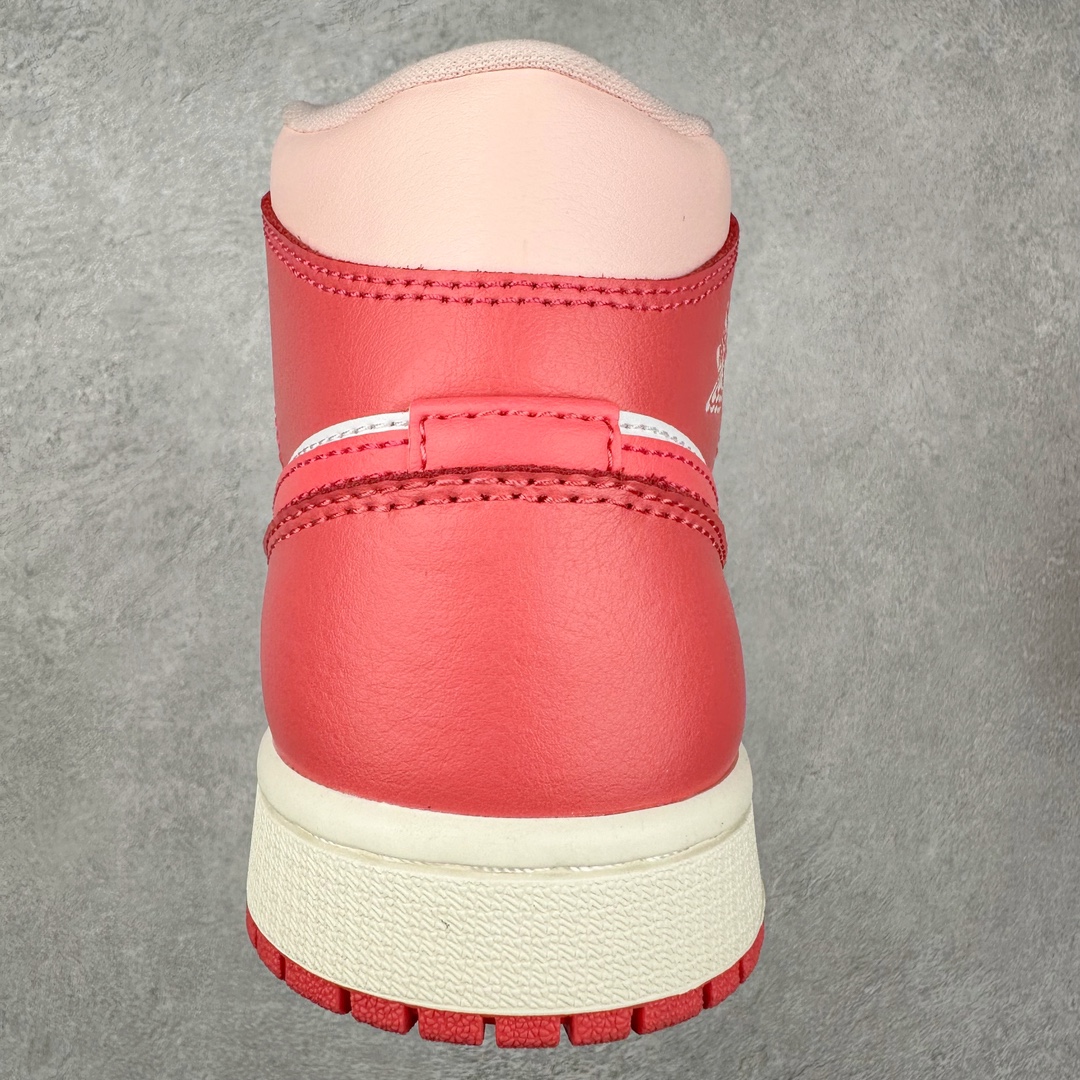 图片[8]-＃神版特价福利 Air Jordan AJ1 低帮中帮系列 知名大厂出品 原装楦头纸板开发 完美鞋型 超高清洁度 鞋型不臃肿别扭 原厂内置全掌气垫 A模大底 鞋舌AJ原厂专用牛津布 AJ专用反口珍珠布 原厂无杂质高弹内里海棉 特殊封边弹力鞋带 原鞋开模 拒绝公底 购置公司同步原材料 都有细节原汁原味 忠于原版 尺码对应库存‼️-选品中心