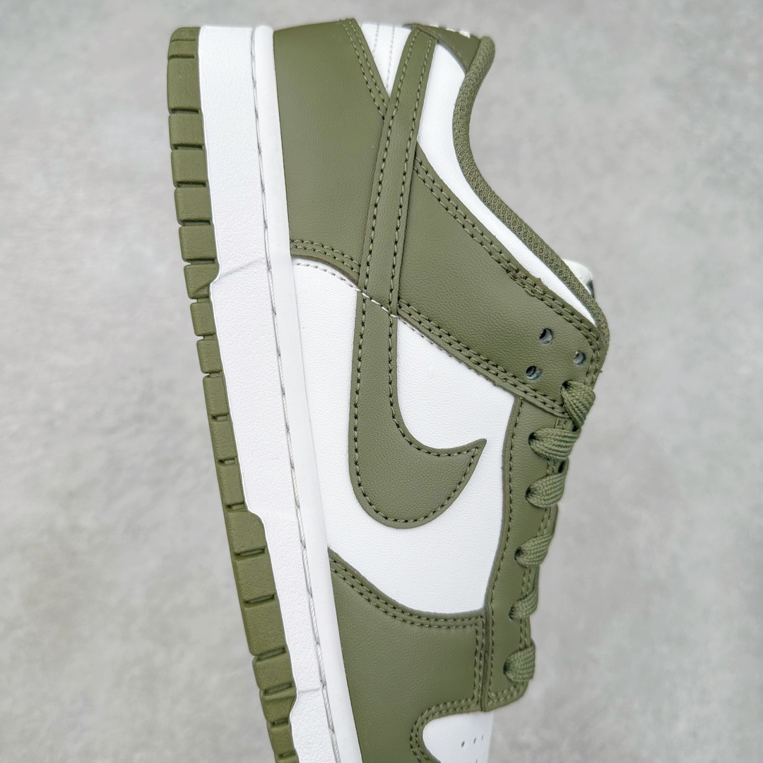 图片[6]-＃神版特价清仓 NK Dunk Low 实力大厂出品 全套原纸板楦头开发 确保原汁原味 完美呈现DUNK版型 一比一鞋头弧度高度鞋身弧度 此版本只针对中端市场 皮料材质有所更替 其他数据细节工艺流程均保持一致 绝不口嗨 细节品控鞋型随意对比 独家私模官方第六代原厂航空铝磨具打磨大底 鞋头坡度极致还原 无解鞋型 原盒原配 圈内天花板工艺 原厂玻璃冲刀 超高清洁度 全鞋零毛边皮料切割 原厂中底布点胶 中底布拉帮走线遵循公司 尺码对应库存‼️-选品中心