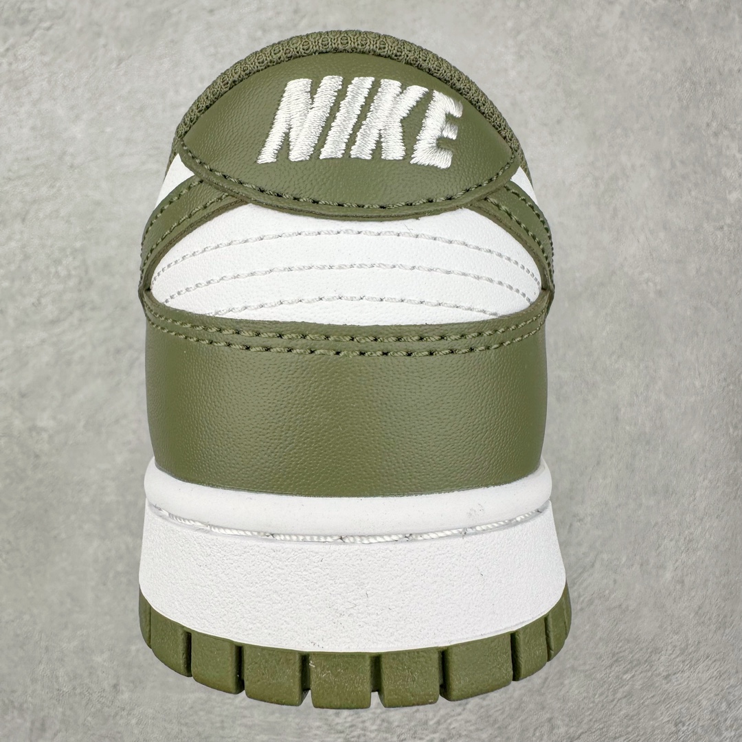 图片[8]-＃神版特价清仓 NK Dunk Low 实力大厂出品 全套原纸板楦头开发 确保原汁原味 完美呈现DUNK版型 一比一鞋头弧度高度鞋身弧度 此版本只针对中端市场 皮料材质有所更替 其他数据细节工艺流程均保持一致 绝不口嗨 细节品控鞋型随意对比 独家私模官方第六代原厂航空铝磨具打磨大底 鞋头坡度极致还原 无解鞋型 原盒原配 圈内天花板工艺 原厂玻璃冲刀 超高清洁度 全鞋零毛边皮料切割 原厂中底布点胶 中底布拉帮走线遵循公司 尺码对应库存‼️-选品中心