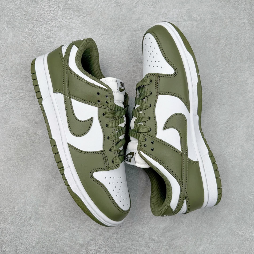 图片[3]-＃神版特价清仓 NK Dunk Low 实力大厂出品 全套原纸板楦头开发 确保原汁原味 完美呈现DUNK版型 一比一鞋头弧度高度鞋身弧度 此版本只针对中端市场 皮料材质有所更替 其他数据细节工艺流程均保持一致 绝不口嗨 细节品控鞋型随意对比 独家私模官方第六代原厂航空铝磨具打磨大底 鞋头坡度极致还原 无解鞋型 原盒原配 圈内天花板工艺 原厂玻璃冲刀 超高清洁度 全鞋零毛边皮料切割 原厂中底布点胶 中底布拉帮走线遵循公司 尺码对应库存‼️-选品中心