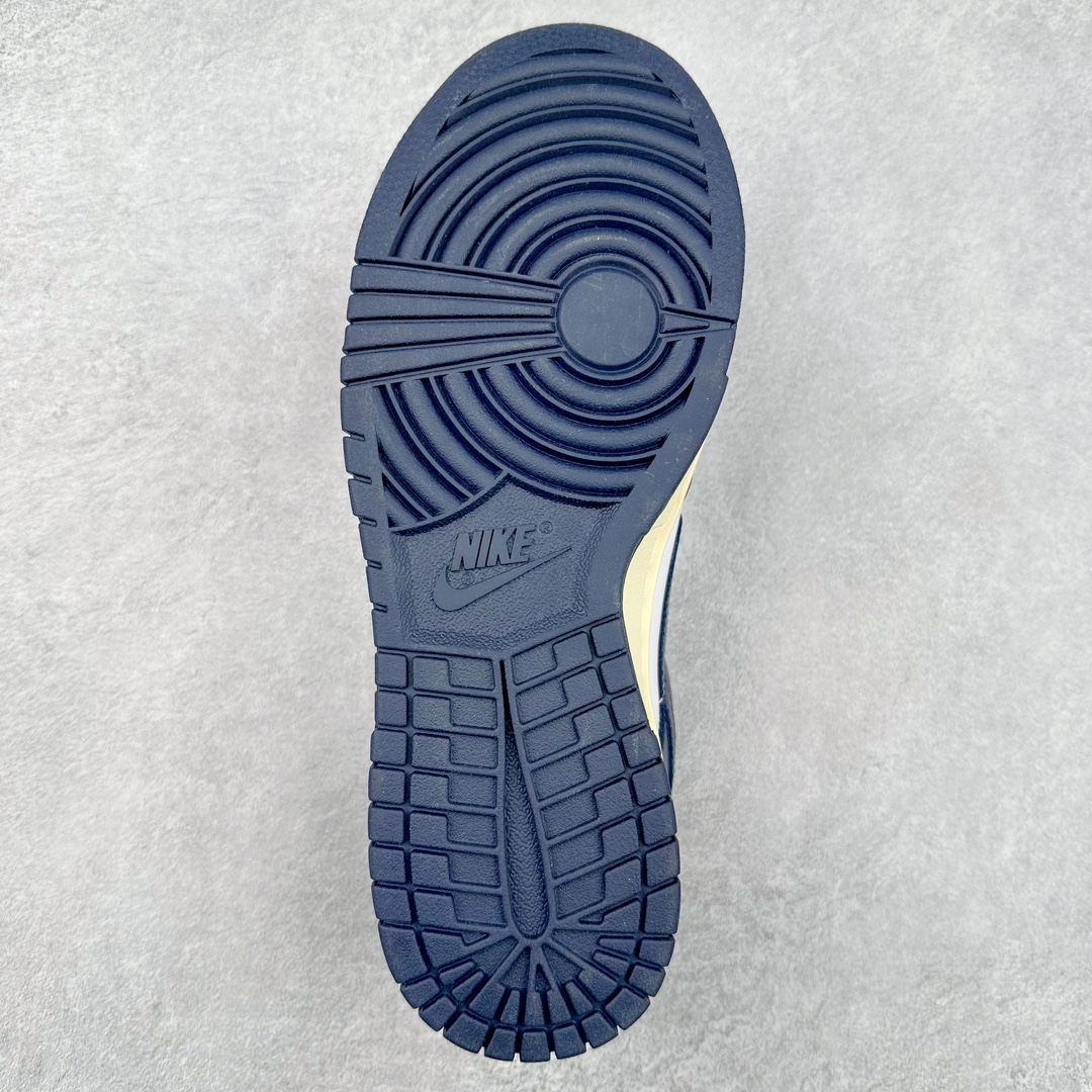 图片[9]-＃神版特价清仓 NK Dunk Low 实力大厂出品 全套原纸板楦头开发 确保原汁原味 完美呈现DUNK版型 一比一鞋头弧度高度鞋身弧度 此版本只针对中端市场 皮料材质有所更替 其他数据细节工艺流程均保持一致 绝不口嗨 细节品控鞋型随意对比 独家私模官方第六代原厂航空铝磨具打磨大底 鞋头坡度极致还原 无解鞋型 原盒原配 圈内天花板工艺 原厂玻璃冲刀 超高清洁度 全鞋零毛边皮料切割 原厂中底布点胶 中底布拉帮走线遵循公司 尺码对应库存‼️-选品中心