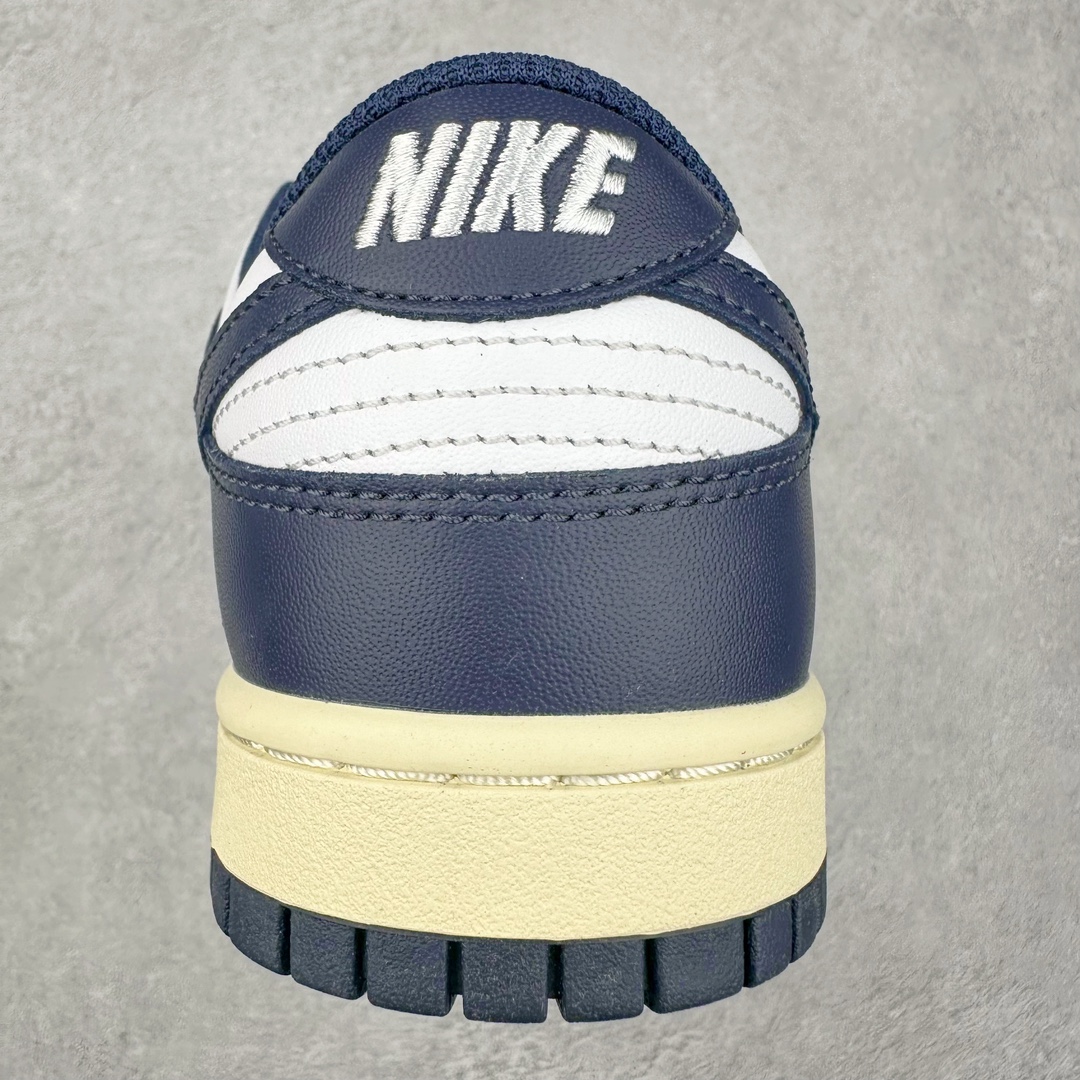 图片[8]-＃神版特价清仓 NK Dunk Low 实力大厂出品 全套原纸板楦头开发 确保原汁原味 完美呈现DUNK版型 一比一鞋头弧度高度鞋身弧度 此版本只针对中端市场 皮料材质有所更替 其他数据细节工艺流程均保持一致 绝不口嗨 细节品控鞋型随意对比 独家私模官方第六代原厂航空铝磨具打磨大底 鞋头坡度极致还原 无解鞋型 原盒原配 圈内天花板工艺 原厂玻璃冲刀 超高清洁度 全鞋零毛边皮料切割 原厂中底布点胶 中底布拉帮走线遵循公司 尺码对应库存‼️-选品中心