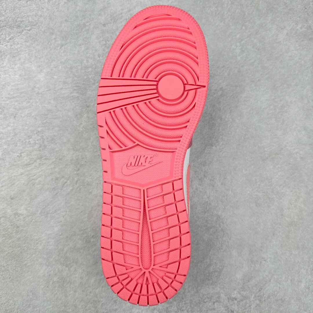 图片[9]-＃神版特价福利 Air Jordan AJ1 低帮中帮系列 知名大厂出品 原装楦头纸板开发 完美鞋型 超高清洁度 鞋型不臃肿别扭 原厂内置全掌气垫 A模大底 鞋舌AJ原厂专用牛津布 AJ专用反口珍珠布 原厂无杂质高弹内里海棉 特殊封边弹力鞋带 原鞋开模 拒绝公底 购置公司同步原材料 都有细节原汁原味 忠于原版 尺码对应库存‼️-选品中心