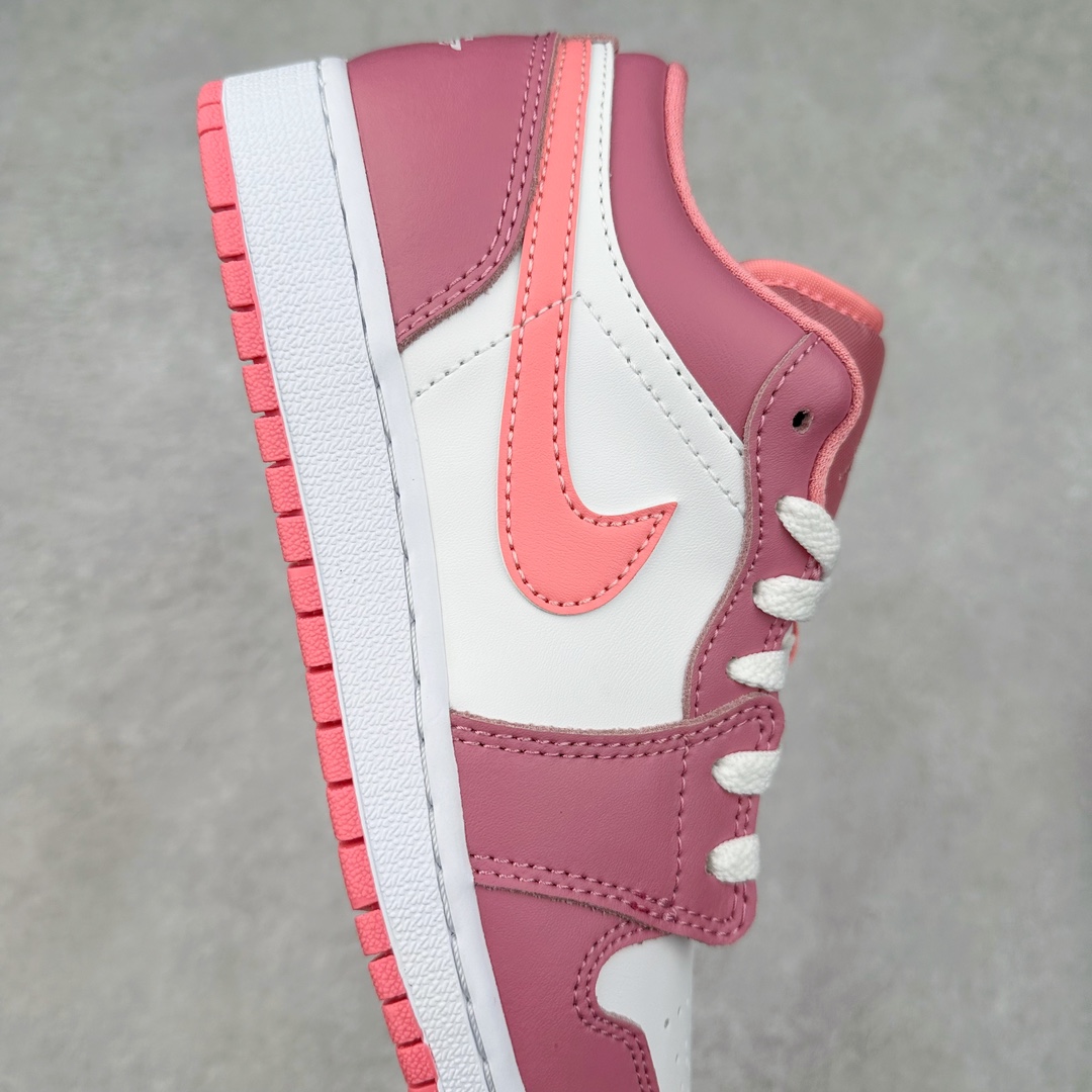 图片[6]-＃神版特价福利 Air Jordan AJ1 低帮中帮系列 知名大厂出品 原装楦头纸板开发 完美鞋型 超高清洁度 鞋型不臃肿别扭 原厂内置全掌气垫 A模大底 鞋舌AJ原厂专用牛津布 AJ专用反口珍珠布 原厂无杂质高弹内里海棉 特殊封边弹力鞋带 原鞋开模 拒绝公底 购置公司同步原材料 都有细节原汁原味 忠于原版 尺码对应库存‼️-选品中心