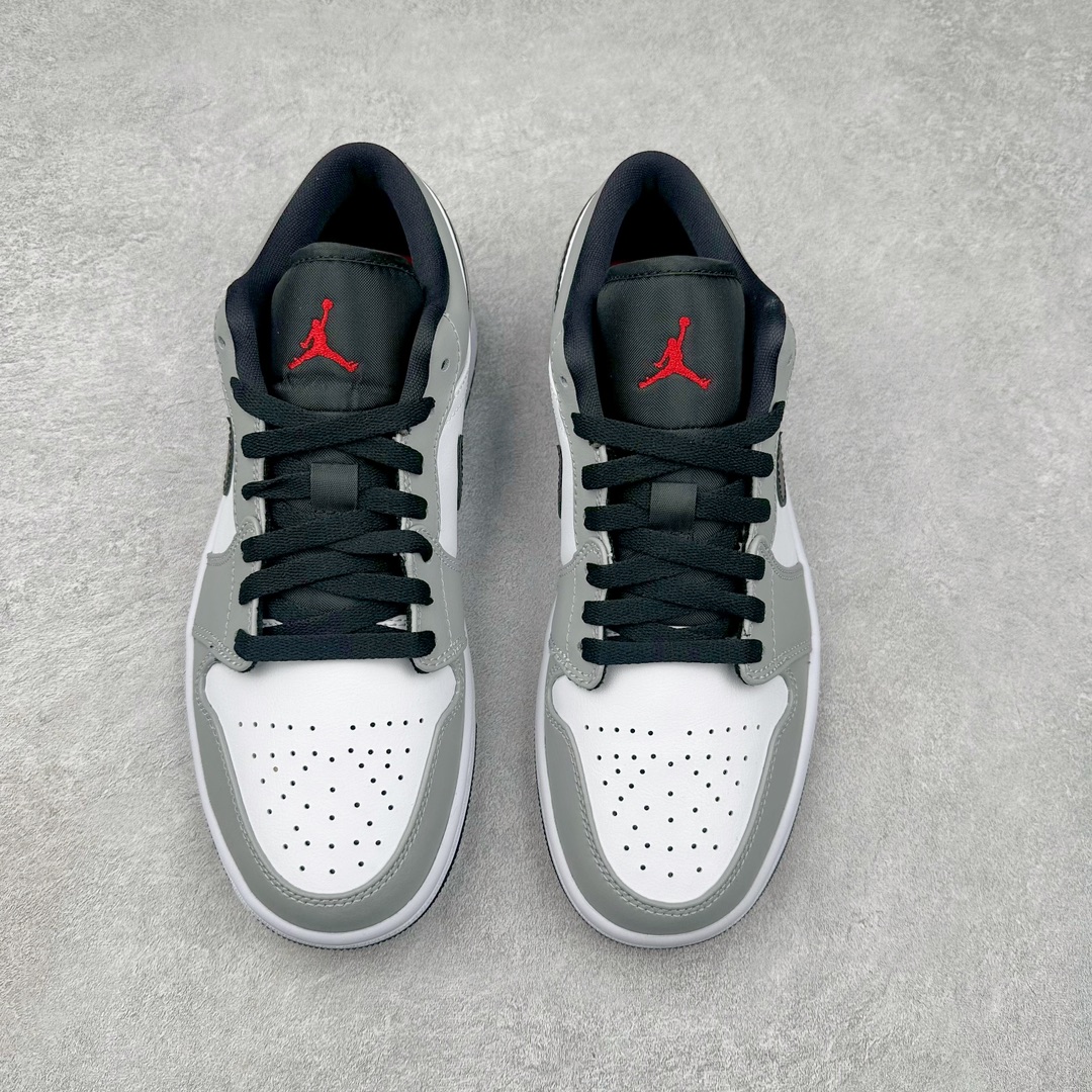 图片[2]-＃神版特价福利 Air Jordan AJ1 低帮中帮系列 知名大厂出品 原装楦头纸板开发 完美鞋型 超高清洁度 鞋型不臃肿别扭 原厂内置全掌气垫 A模大底 鞋舌AJ原厂专用牛津布 AJ专用反口珍珠布 原厂无杂质高弹内里海棉 特殊封边弹力鞋带 原鞋开模 拒绝公底 购置公司同步原材料 都有细节原汁原味 忠于原版 尺码对应库存‼️-选品中心