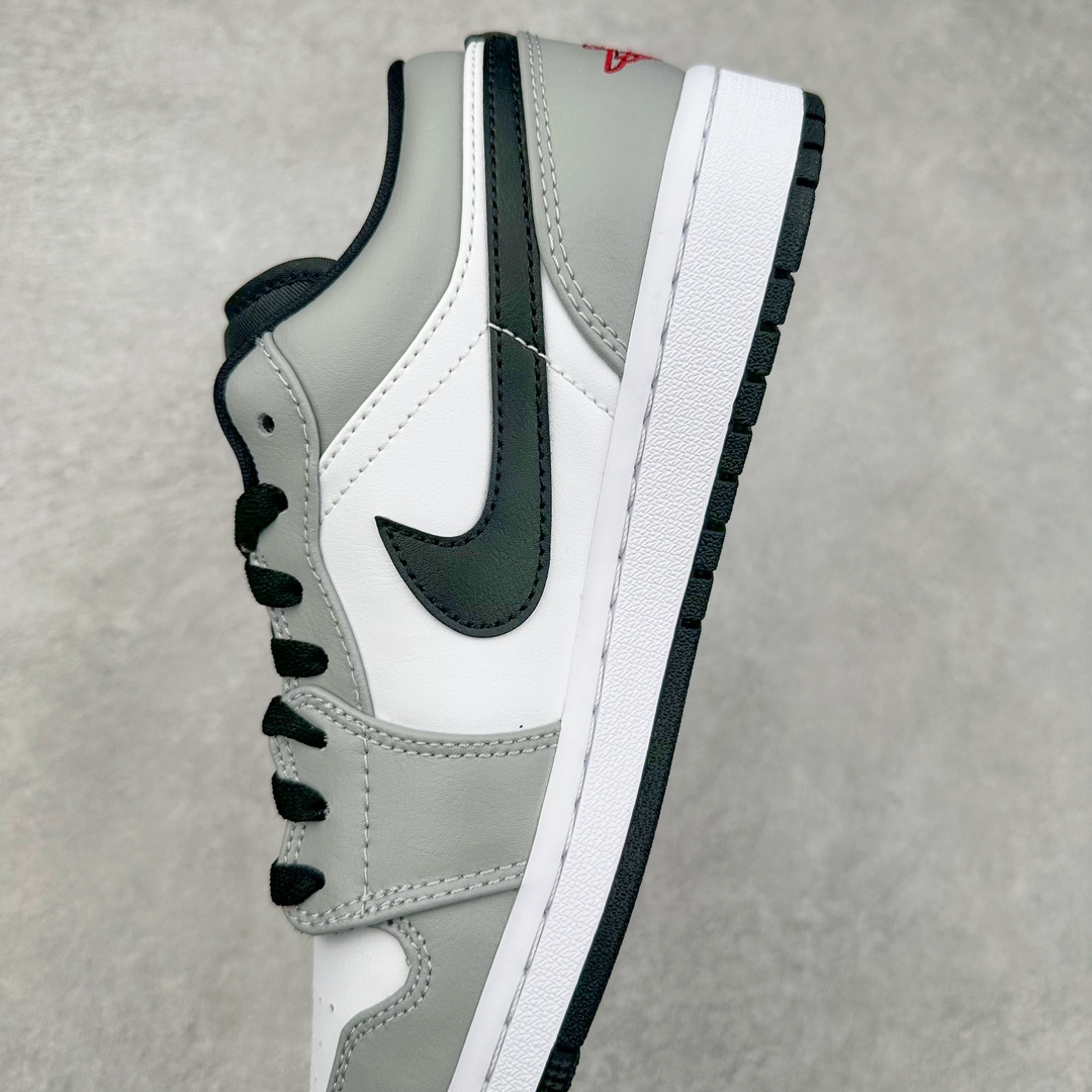 图片[7]-＃神版特价福利 Air Jordan AJ1 低帮中帮系列 知名大厂出品 原装楦头纸板开发 完美鞋型 超高清洁度 鞋型不臃肿别扭 原厂内置全掌气垫 A模大底 鞋舌AJ原厂专用牛津布 AJ专用反口珍珠布 原厂无杂质高弹内里海棉 特殊封边弹力鞋带 原鞋开模 拒绝公底 购置公司同步原材料 都有细节原汁原味 忠于原版 尺码对应库存‼️-选品中心