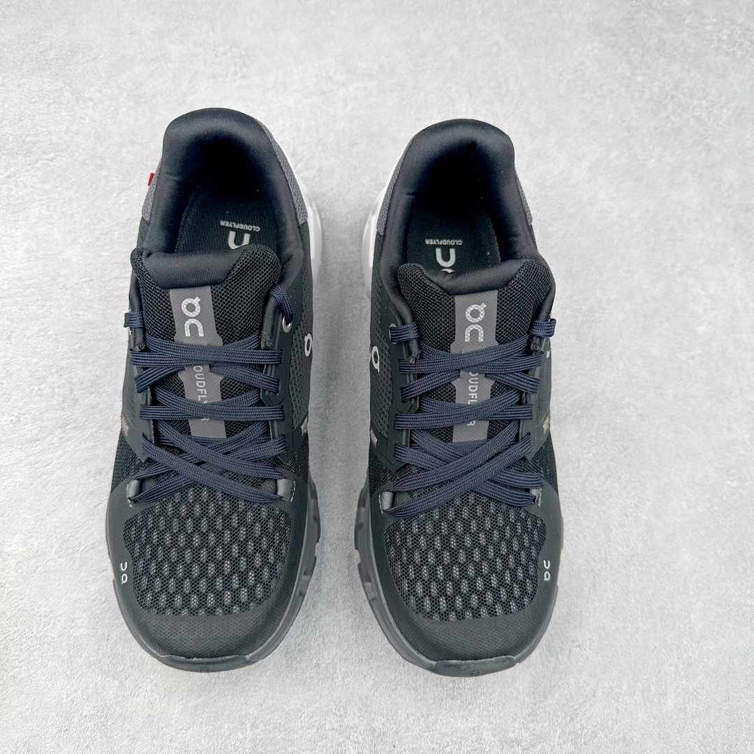 图片[2]-＃GX On Cloudflyer 4 昂跑减震生活休闲鞋 此运动品牌 开创于2010年 缓震着陆、强效回弹、轻柔质感的设计构思始终是ON研制关键 与此同时基于“为全球提供革新性的跑步感受”信念 陆续推出了多款跑鞋及其以专业运动人体跑步工程学为设计关键的功能性跑步服饰设备 让跑者不费力气地畅快畅跑 尺码：36 36.5 37.5 38 38.5 39 40 40.5 41 42 42.5 43 44 44.5 45-选品中心