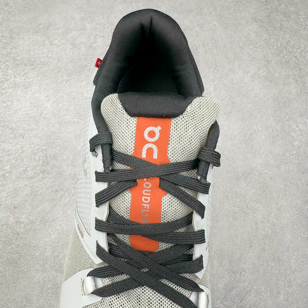 图片[5]-＃GX On Cloudflyer 4 昂跑减震生活休闲鞋 此运动品牌 开创于2010年 缓震着陆、强效回弹、轻柔质感的设计构思始终是ON研制关键 与此同时基于“为全球提供革新性的跑步感受”信念 陆续推出了多款跑鞋及其以专业运动人体跑步工程学为设计关键的功能性跑步服饰设备 让跑者不费力气地畅快畅跑 尺码：36 36.5 37.5 38 38.5 39 40 40.5 41 42 42.5 43 44 44.5 45-选品中心