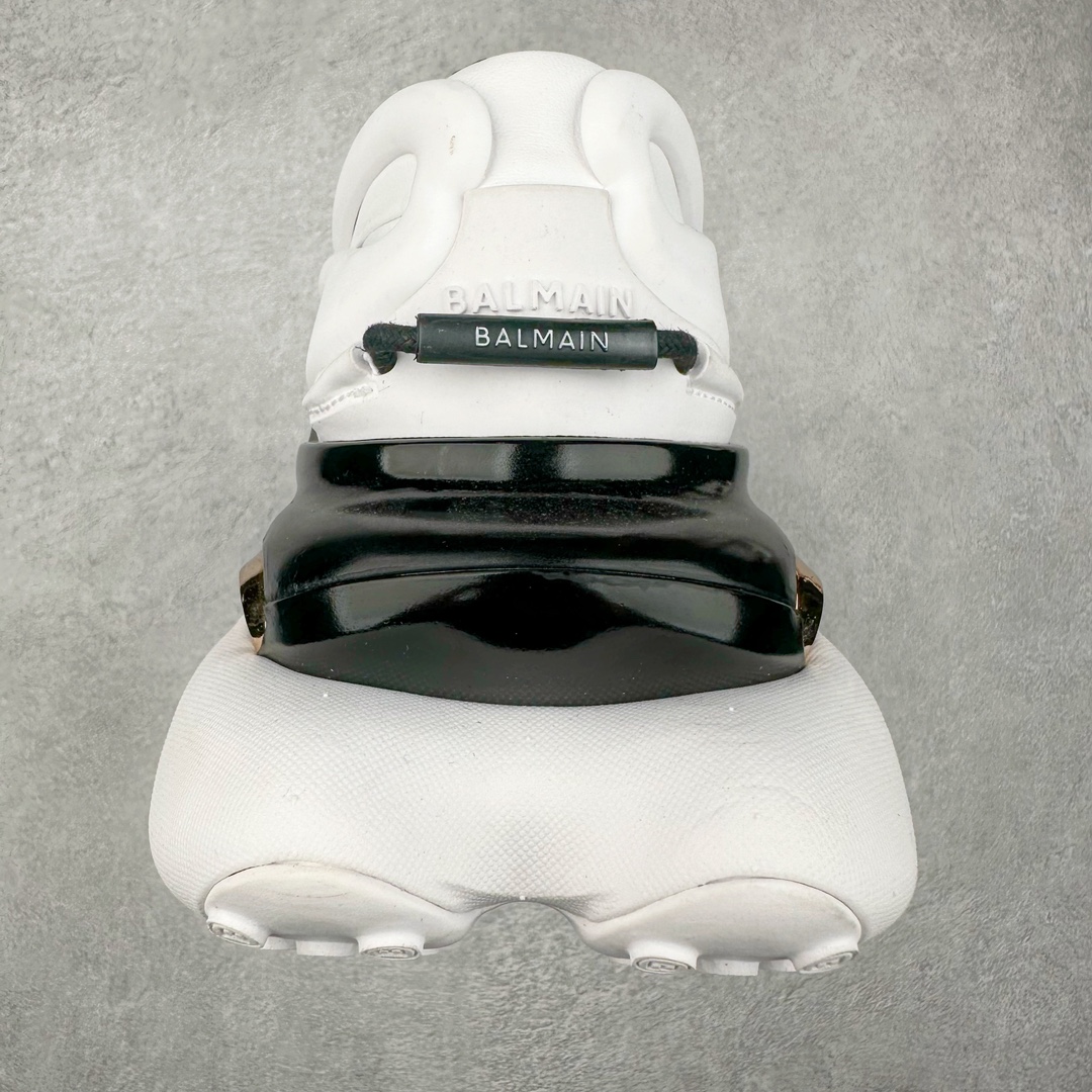 图片[8]-宇宙飞船前卫造型 演绎未来风格 法国时装设计师皮埃尔·巴尔曼主理品牌-巴尔曼/Balmain Unicorn Low Sneakers 独角兽系列低帮增高厚前卫老爹风休闲运动慢跑鞋 #男女鞋原楦原纸版开发版型#采用热熔处理高密太空棉鞋面材质#原版一致硬质大礼盒及附送防尘袋#灌注式超软PU脚感乳胶物料鞋垫#全新开发8层组合夸张鞋底#中底嵌入EVA轻量缓震物料 BALMAIN 正式推出全新 UNICORN 运动鞋 鞋款在最近的 BALMAIN 时装秀上已经亮相 它有着全新的廓形并融入了“新法式风格” 同时它有着流畅的线条以及多个组成模块，并有舒适性减震缓冲系统来提升脚感 Unicorn鞋款系列块状拼合的船型鞋身来自神话世界中的「独角兽」 力与美的型态兼容在既存球鞋领域带来未知异彩 其添识一眼即可辨认的「金属狮首」 更是象征着Balmain在设计上勇敢尝试的野性呼唤 尺码：35-46-选品中心