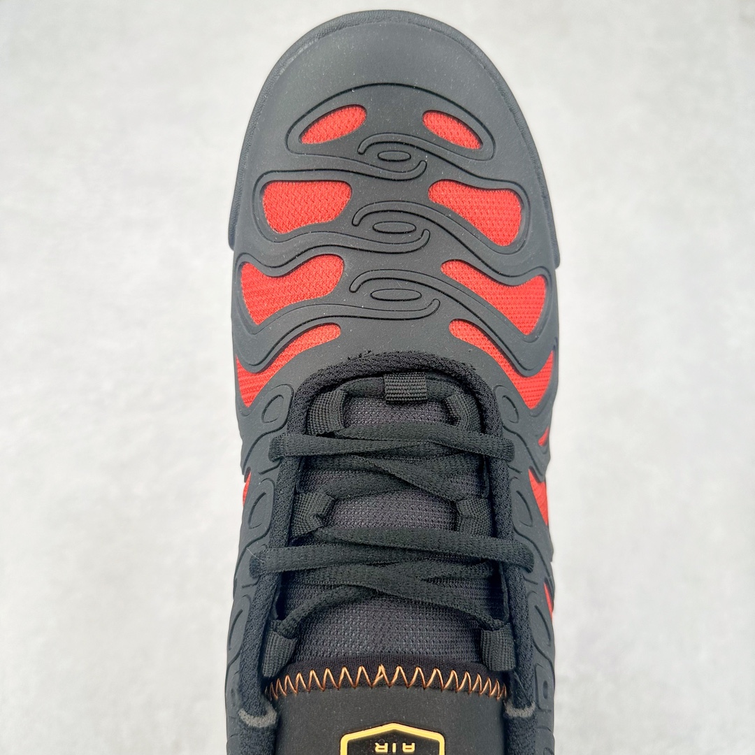 图片[4]-＃特价福利 NK Air Max Plus Drift 复古气垫跑鞋 中底造型大部分保留，仅在前段追加了加固上翻 鞋面的经典轮廓得以重塑 带来更契合现代审美的外观 整双鞋采用撞色妆点 鞋面采用网眼布和皮革材质打造 鞋舌处带有 3M 反光科技 鞋垫处和鞋后跟印有 “TN” 字样 彰显鞋款身份 配置方面中底搭载 Air Max 科技 保证了日常穿着的缓震性 尺码：36 36.5 37.5 38 38.5 39 40 40.5 41 42 42.5 43 44 44.5 45-选品中心