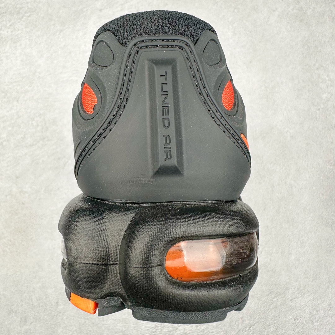 图片[8]-＃特价福利 NK Air Max Plus Drift 复古气垫跑鞋 中底造型大部分保留，仅在前段追加了加固上翻 鞋面的经典轮廓得以重塑 带来更契合现代审美的外观 整双鞋采用撞色妆点 鞋面采用网眼布和皮革材质打造 鞋舌处带有 3M 反光科技 鞋垫处和鞋后跟印有 “TN” 字样 彰显鞋款身份 配置方面中底搭载 Air Max 科技 保证了日常穿着的缓震性 尺码：36 36.5 37.5 38 38.5 39 40 40.5 41 42 42.5 43 44 44.5 45-选品中心