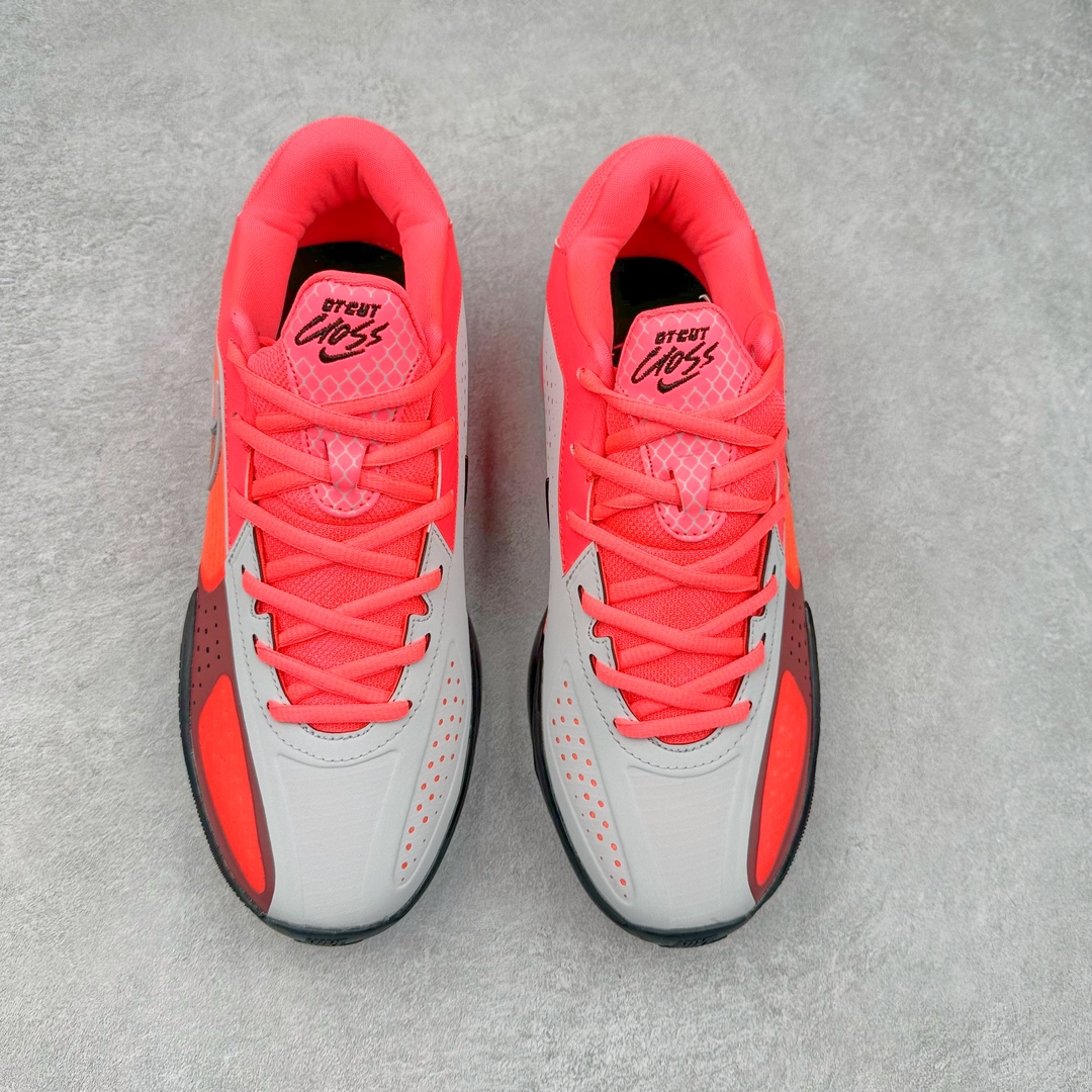 图片[2]-NK Air Zoom G.T. Cut Academy EP GT男/女篮球鞋 FD4321-101 NK首度推出G.T. Cut 系列的平价款式G.T. Cut Academy，外型维持一贯的流线型设计。不同价格的款式，让不同需求的球友也能入手适合自己的球鞋。足底出色抓地设计，助你瞬息急停，随意变速，轻松摆脱对手，驰骋赛场。匠心底纹从后跟延伸至鞋头，铸就急起急停的强劲抓地表现，助力实现侧向突破和快速移步。鞋款采用出众回弹设计，为切入、转向和移步篮筐提供出色的能量回馈。回弹性能带来弹力充沛的迈步体验，让你爆发疾速。前足搭载 Zoom Air 缓震配置，助你在赛事升温之际迅猛出击。足底缓震配置带来舒适比赛体验。中底搭载厚实泡绵，营造非凡舒适的支撑感受。该鞋款可轻松驾驭坚硬地面，助力鏖战。尺码：36 36.5 37.5 38 38.5 39 40 40.5 41 42 42.5 43 44 44.5 45 46-选品中心