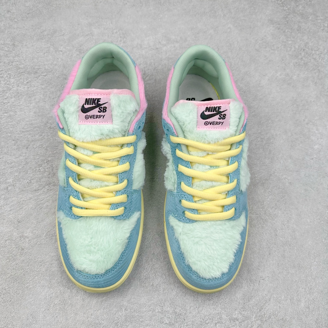 图片[2]-＃F版 Verdy x NK SB Dunk Low “Visty” 联名 绒毛怪 蓝绿粉 货号：FN6040-400 性价比王者 极限压缩利润空间 超乎所想的高性价比 用料绝不含糊 原盒原配 正确耐磨橡胶大底 超高清洁度 全鞋零毛边皮料切割 全套原楦原模倾力打造完美版型 尺码：36 36.5 37.5 38 38.5 39 40 40.5 41 42 42.5 43 44 44.5 45 46 47.5-选品中心