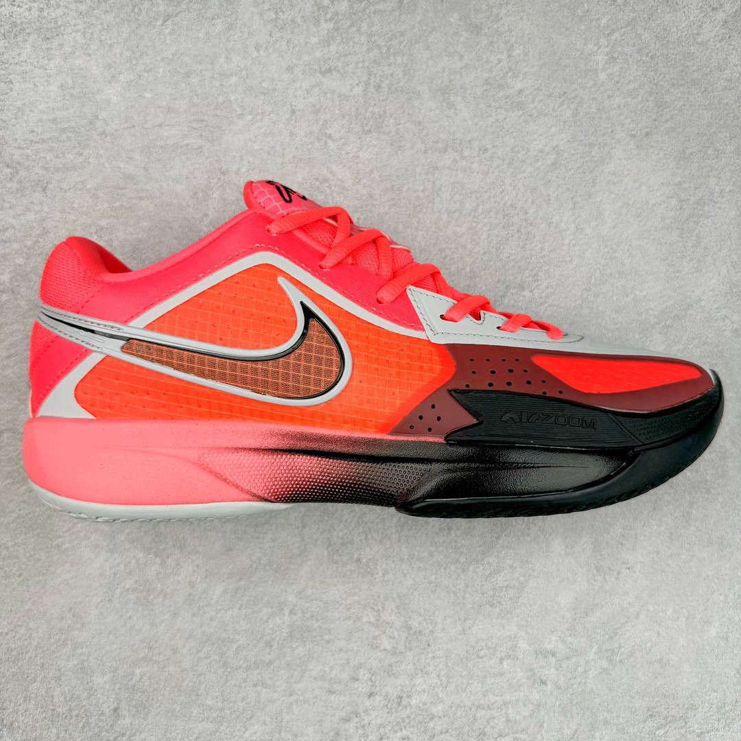 NK Air Zoom G.T. Cut Academy EP GT男/女篮球鞋 FD4321-101 NK首度推出G.T. Cut 系列的平价款式G.T. Cut Academy，外型维持一贯的流线型设计。不同价格的款式，让不同需求的球友也能入手适合自己的球鞋。足底出色抓地设计，助你瞬息急停，随意变速，轻松摆脱对手，驰骋赛场。匠心底纹从后跟延伸至鞋头，铸就急起急停的强劲抓地表现，助力实现侧向突破和快速移步。鞋款采用出众回弹设计，为切入、转向和移步篮筐提供出色的能量回馈。回弹性能带来弹力充沛的迈步体验，让你爆发疾速。前足搭载 Zoom Air 缓震配置，助你在赛事升温之际迅猛出击。足底缓震配置带来舒适比赛体验。中底搭载厚实泡绵，营造非凡舒适的支撑感受。该鞋款可轻松驾驭坚硬地面，助力鏖战。尺码：36 36.5 37.5 38 38.5 39 40 40.5 41 42 42.5 43 44 44.5 45 46-选品中心