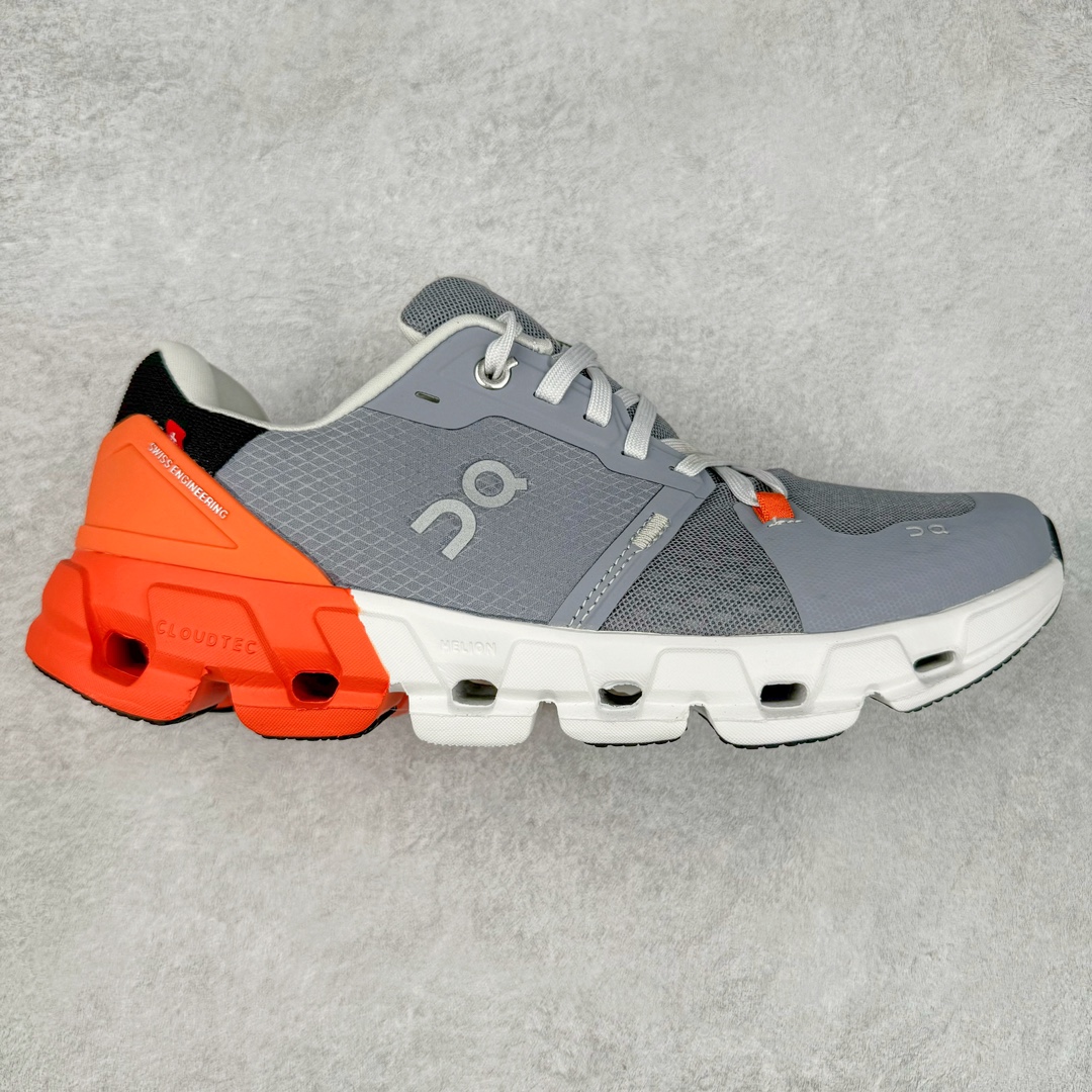 ＃GX On Cloudflyer 4 昂跑减震生活休闲鞋 此运动品牌 开创于2010年 缓震着陆、强效回弹、轻柔质感的设计构思始终是ON研制关键 与此同时基于“为全球提供革新性的跑步感受”信念 陆续推出了多款跑鞋及其以专业运动人体跑步工程学为设计关键的功能性跑步服饰设备 让跑者不费力气地畅快畅跑 尺码：36 36.5 37.5 38 38.5 39 40 40.5 41 42 42.5 43 44 44.5 45-选品中心