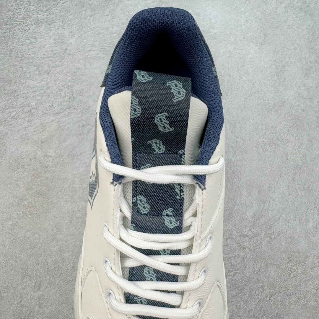 图片[5]-＃PB过验版 MLB Big Ball Chunky 复古印花老爹鞋系列低帮轻量增高厚底百搭休闲运动慢跑鞋 Korea韩国联名NY美国榄球纽约洋基队限定 目前可过轻松秒过各类鉴定 能操作的私聊 韩国代购专供 左脚内置NFC感应 区别市面贴纸假芯片 MLB专用菱形双针中底布 重点细节中底布带注胶孔 原厂NFC感应吊牌 支持鉴定 一个两位数 原盒原标 全套原楦原纸板原厂数据开发 中韩文保养标贴 绿色防霉片 平台代购专供 独家一比一RB+MD组合大底 高频后跟小人Logo精准对位立体饱满 正确网布加超迁鞋面 转印中底走线紧密 转印Logo工艺表层防刮不掉色 尺码：35 36 36.5 37.5 38 38.5 39 40 40.5 41 42 42.5 43 44 44.5 45-选品中心