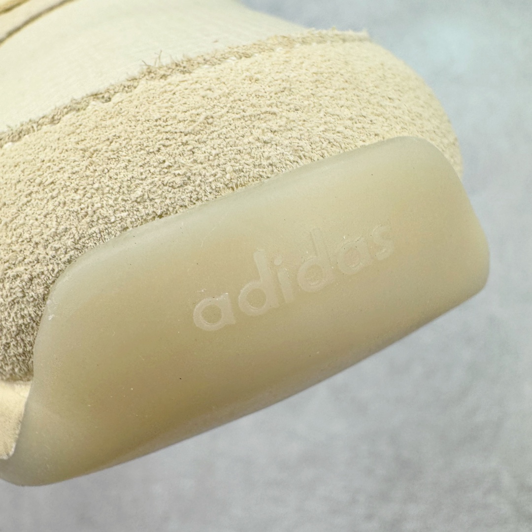 图片[13]-＃LJ渠道版特价 Fear Of God x AD Athletics Runner Los Angeles 运动跑系列低帮增高系带百搭休闲运动慢跑鞋鞋 FOG联名 米白 IH2275 年度大戏 匠心打造 开发时长超过半年 目前可过各类鉴定或无法鉴定 裸鞋随便操作 独家私模百万磨具冲刀加持 广硕原厂全套原纸板楦头开发 原厂特供皮料加持 确保原汁原味 低调的一体式配色与高级材质承袭 FOG 一贯风格 鞋带处的锁定扣增加了穿脱便捷性 同时与后跟处的 Fear of God 铭牌一起增加了细节精致感 整体鞋靴造型似乎让人想起了兄弟品牌 Yeezy 的 RNR 系列鞋款 看来「老棉鞋」将在今年秋冬掀起一波全新攻势 尺码对应库存明细‼️-选品中心