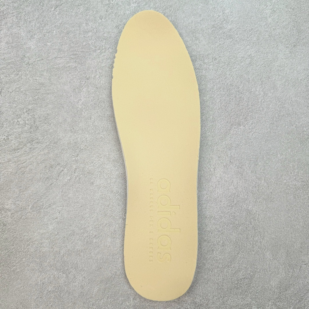 图片[10]-＃LJ渠道版特价 Fear Of God x AD Athletics Runner Los Angeles 运动跑系列低帮增高系带百搭休闲运动慢跑鞋鞋 FOG联名 米白 IH2275 年度大戏 匠心打造 开发时长超过半年 目前可过各类鉴定或无法鉴定 裸鞋随便操作 独家私模百万磨具冲刀加持 广硕原厂全套原纸板楦头开发 原厂特供皮料加持 确保原汁原味 低调的一体式配色与高级材质承袭 FOG 一贯风格 鞋带处的锁定扣增加了穿脱便捷性 同时与后跟处的 Fear of God 铭牌一起增加了细节精致感 整体鞋靴造型似乎让人想起了兄弟品牌 Yeezy 的 RNR 系列鞋款 看来「老棉鞋」将在今年秋冬掀起一波全新攻势 尺码对应库存明细‼️-选品中心