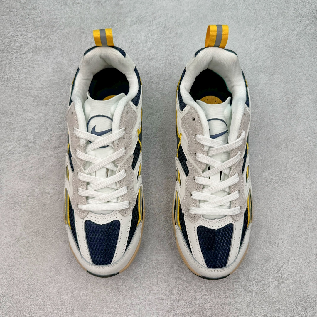 图片[2]-NIKE JAM 系列舒适时尚防滑耐磨低帮生活休闲鞋 FN0314-100 采用鞋面合成皮革与网眼布设计 以便于运动员在霹雳舞运动中的保护和耐穿 中底设计细节采用翻转SWOOSH设计 使得倒立动作时更显帅气 鞋子中的整体结构下降 有助于提供更好的缓震效果 设计语言来与NIKE 2000年跑跑鞋中汲取的材料组合以及设计语言 鞋子在线条处大量采用反光效果 尺码：36 36.5 37.5 38 38.5 39 40 40.5 41 42 42.5 43 44 44.5 45 46-选品中心