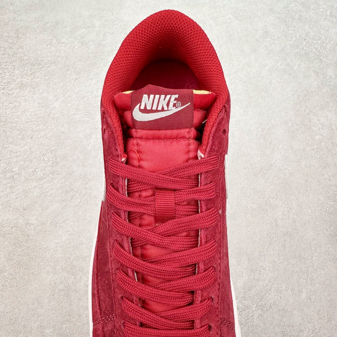 图片[5]-＃特价福利 NK Blazer Low \’77 Jumbo 开拓者大钩 DQ1470 焕新升级经典 Blazer 鞋款 大号 Swoosh 突出新时代更加张扬的潮流感 对经典的又一次改良升级 大号 Swoosh 设计结合宽大鞋带 符合当下潮流意趣 橡胶外底融入凸起人字形底纹增添几分户外感觉 尺码：36 36.5 37.5 38 38.5 39 40 40.5 41 42 42.5 43 44 44.5 45-选品中心