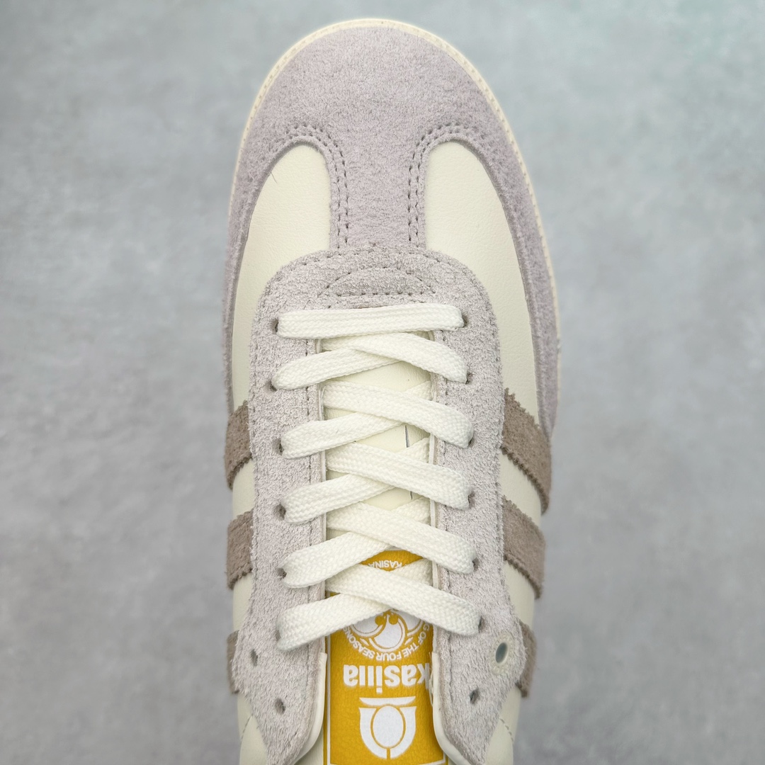 图片[4]-＃特价福利 AD Original Samba OG/Gazelle Indoor Trainers 复古经典轻便板鞋 口碑大厂出品 品控大底版型不断改良更新 全套原纸板楦头开发 确保原汁原味 完美呈现桑巴版型 一比一鞋头弧度高度鞋身弧度 此版本只针对中端市场 皮料材质有所更替 其他数据细节工艺流程均保持一致 绝不口嗨 细节品控鞋型随意对比 正确烫金高频细节 原装纳米超迁皮料 独家私模橡胶大底 原盒原配 这款桑巴鞋展示了高质量的工艺 带有装饰的超锁缝制和无缝的手感 柔软、柔软的皮革造型和标志性的3条纹完成了精致的外观 正规合身鞋带 鞋面上有绒面鞋垫 橡胶鞋底 享受正畸套筒软感 自50年代首次亮相以来就一直在赢得粉丝的青睐 尺码：36 36.5 37.5 38 38.5 39 40 40.5 41 42 42.5 43 44 44.5 45-选品中心