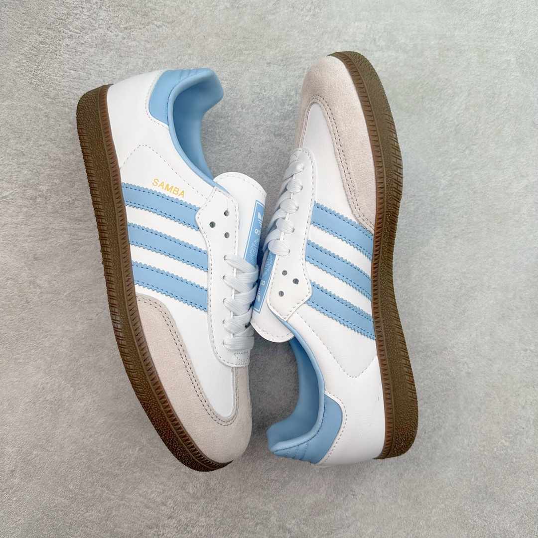 图片[3]-＃特价福利 AD Original Samba OG/Gazelle Indoor Trainers 复古经典轻便板鞋 口碑大厂出品 品控大底版型不断改良更新 全套原纸板楦头开发 确保原汁原味 完美呈现桑巴版型 一比一鞋头弧度高度鞋身弧度 此版本只针对中端市场 皮料材质有所更替 其他数据细节工艺流程均保持一致 绝不口嗨 细节品控鞋型随意对比 正确烫金高频细节 原装纳米超迁皮料 独家私模橡胶大底 原盒原配 这款桑巴鞋展示了高质量的工艺 带有装饰的超锁缝制和无缝的手感 柔软、柔软的皮革造型和标志性的3条纹完成了精致的外观 正规合身鞋带 鞋面上有绒面鞋垫 橡胶鞋底 享受正畸套筒软感 自50年代首次亮相以来就一直在赢得粉丝的青睐 尺码：36 36.5 37.5 38 38.5 39 40 40.5 41 42 42.5 43 44 44.5 45-选品中心