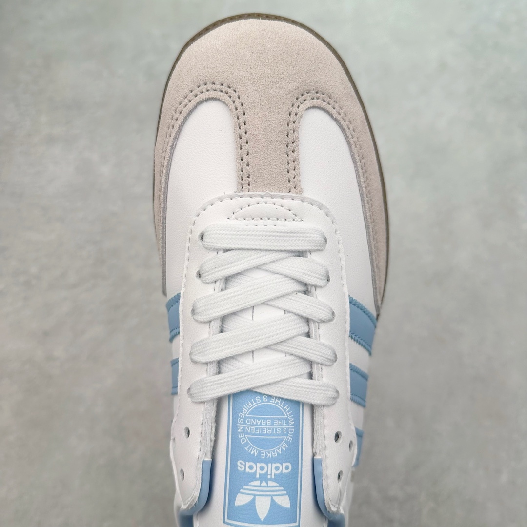 图片[4]-＃特价福利 AD Original Samba OG/Gazelle Indoor Trainers 复古经典轻便板鞋 口碑大厂出品 品控大底版型不断改良更新 全套原纸板楦头开发 确保原汁原味 完美呈现桑巴版型 一比一鞋头弧度高度鞋身弧度 此版本只针对中端市场 皮料材质有所更替 其他数据细节工艺流程均保持一致 绝不口嗨 细节品控鞋型随意对比 正确烫金高频细节 原装纳米超迁皮料 独家私模橡胶大底 原盒原配 这款桑巴鞋展示了高质量的工艺 带有装饰的超锁缝制和无缝的手感 柔软、柔软的皮革造型和标志性的3条纹完成了精致的外观 正规合身鞋带 鞋面上有绒面鞋垫 橡胶鞋底 享受正畸套筒软感 自50年代首次亮相以来就一直在赢得粉丝的青睐 尺码：36 36.5 37.5 38 38.5 39 40 40.5 41 42 42.5 43 44 44.5 45-选品中心