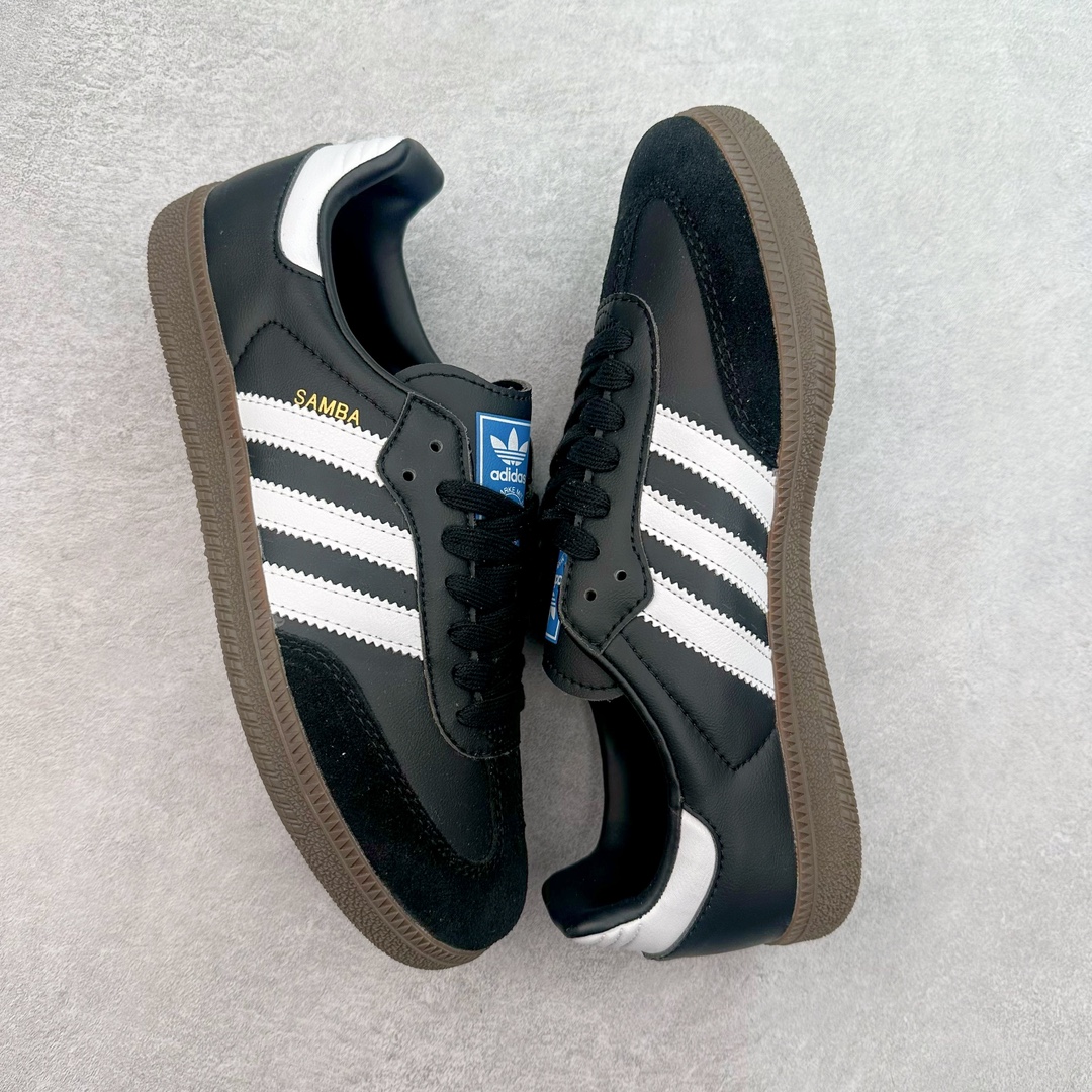 图片[3]-＃特价福利 AD Original Samba OG/Gazelle Indoor Trainers 复古经典轻便板鞋 口碑大厂出品 品控大底版型不断改良更新 全套原纸板楦头开发 确保原汁原味 完美呈现桑巴版型 一比一鞋头弧度高度鞋身弧度 此版本只针对中端市场 皮料材质有所更替 其他数据细节工艺流程均保持一致 绝不口嗨 细节品控鞋型随意对比 正确烫金高频细节 原装纳米超迁皮料 独家私模橡胶大底 原盒原配 这款桑巴鞋展示了高质量的工艺 带有装饰的超锁缝制和无缝的手感 柔软、柔软的皮革造型和标志性的3条纹完成了精致的外观 正规合身鞋带 鞋面上有绒面鞋垫 橡胶鞋底 享受正畸套筒软感 自50年代首次亮相以来就一直在赢得粉丝的青睐 尺码：36 36.5 37.5 38 38.5 39 40 40.5 41 42 42.5 43 44 44.5 45-选品中心