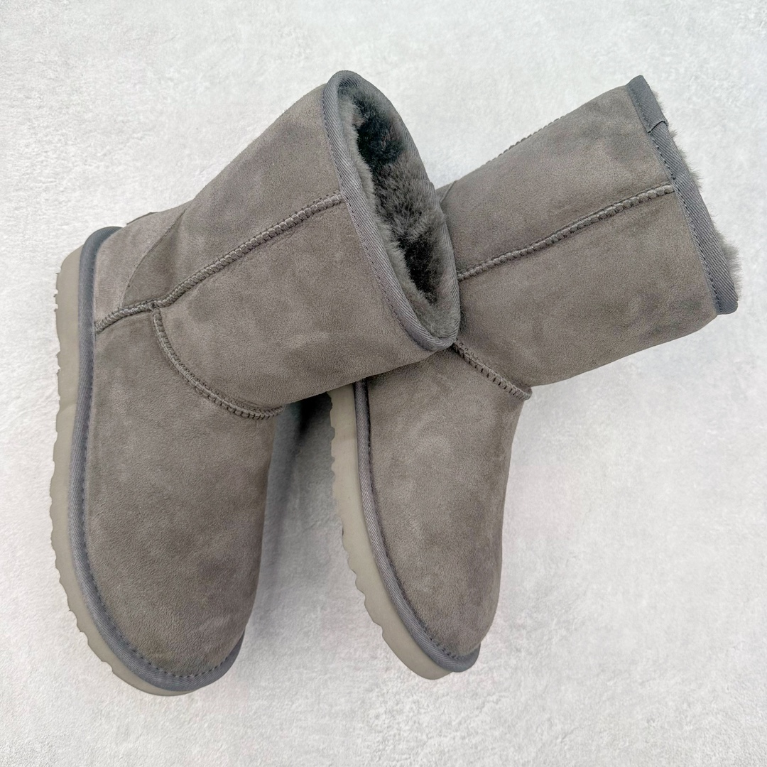 图片[3]-＃GD UGG 6223经典秋冬羊皮毛一体雪地靴 隆丰A级澳洲进口羊皮毛一体 完全遵循ZP工艺流程 代工厂原厂版师 秉承无原鞋不开发选择 注重每一处细节 市面最正版型 TREADLITE\\\”轻翼\\\”科技外底 轻便/耐用/柔韧/桩型【售后郑重承诺】一个月内若出现重大脱胶/断底等质量问题 直接为您换新 翻毛皮鞋面 细腻亲肤再生聚酯纤维滚边 舒适易打理 保暖性佳 UGG plush™ 里衬和内底 茸软亲肤 舒适暖足 经典鞋型搭配轻盈厚底 稳稳拿捏秋冬出街时髦造型 Treadlite by UGG 轻翼大底 轻盈缓震 为双足减负 舒适轻便 助你轻松畅玩整天 尺码：35 36 37 38 39 40-选品中心