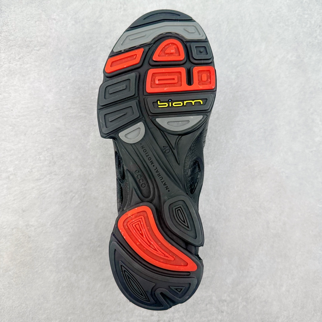 图片[9]-ECCO爱步2024年新款户外鞋防水透气越野跑鞋 健步踪迹系列 鞋面设有GORE-TEX防水薄膜 给你贴心防水保护 防水透气 直接注塑工艺连接鞋面与鞋底 一体成型 合脚稳固 BIOM自然律动科技鞋楦 符合人体工学 长效缓震带来裸足体验 橡胶大底 结合橡胶凸起鞋钉设计 适应多种地形 提供强劲抓地力与耐磨性 稳定支撑 越野无束 尺码：39 40 41 42 43 44（正常码）-选品中心