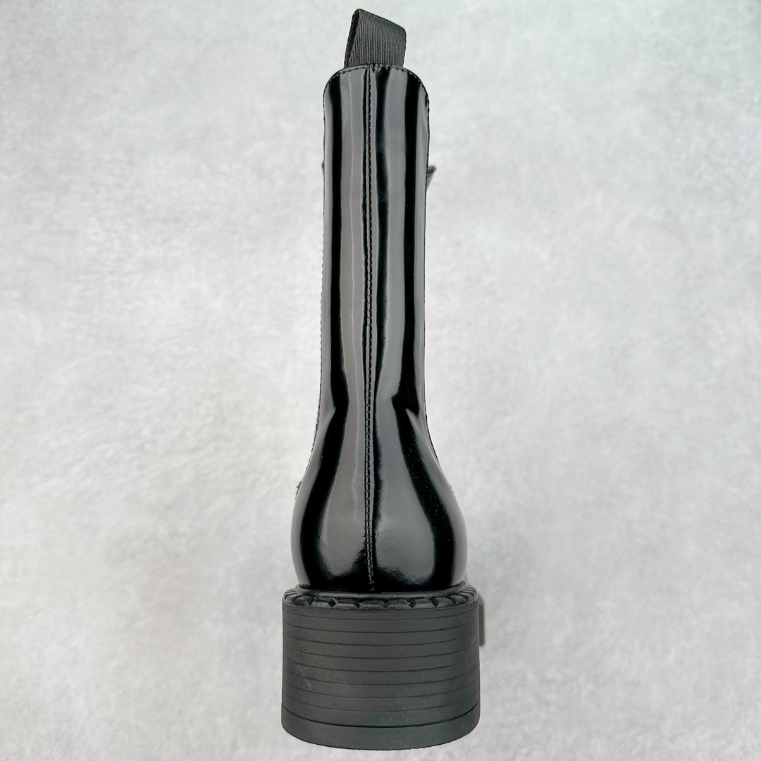 图片[8]-＃GD广顶 PRADA 普拉达秋冬时尚潮流松糕底厚底骑士靴短靴 鞋型秀气大方 三角标加持 高级感拉满 无论日常通勤还是小场合都能穿出气场意大利著名的奢侈品品牌 普拉达这款牛皮面演绎prada式的黑暗优雅风情 鞋头很是秀气 鞋楦的复古与时尚平衡的非常好 没有平时别的款式的呆板整体是休闲时尚风 风格简约大方 舒适轻便 小牛皮鞋面超级软触感亲肤而光滑 很显质感也很好打理 设计摆脱路人感 打破沉闷单调 真的超级清秀百搭 而且这款增高效果一绝 特别有英伦风但又不是太过于复古的也很符合都市年轻人的审美 尺码：35 36 37 38 39 40 41-选品中心