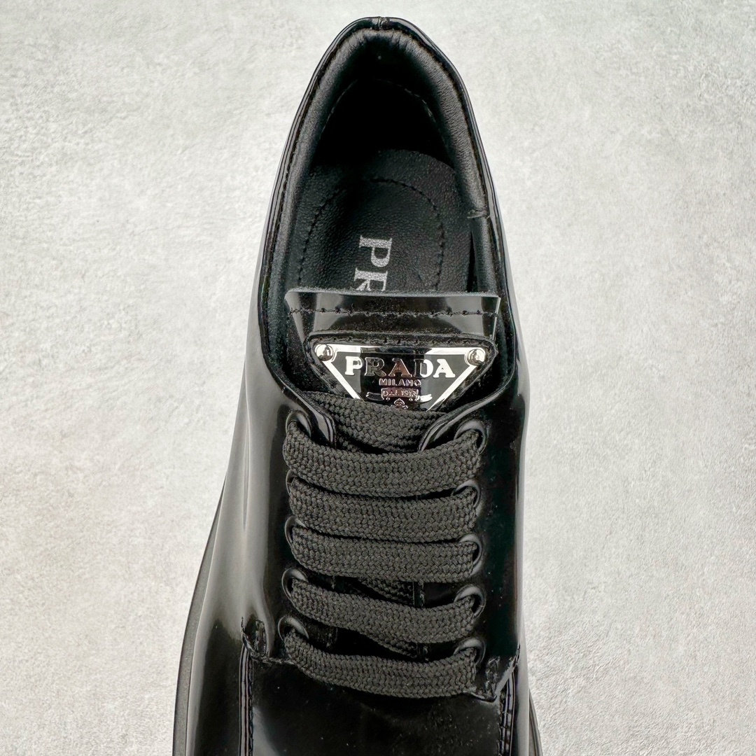 图片[5]-＃GD广顶 PRADA Monolith 普拉达皮革休闲平底乐福鞋 春夏最好的穿的乐福鞋 没有之一鞋型秀气大方 三角标加持 高级感拉满 无论日常通勤还是小场合都能穿出气场意大利著名的奢侈品品牌 普拉达这款牛皮面演绎prada式的黑暗优雅风情 鞋头很是秀气 鞋楦的复古与时尚平衡的非常好 没有平时别的款式的呆板整体是休闲时尚风 风格简约大方 舒适轻便 小牛皮鞋面超级软触感亲肤而光滑 很显质感也很好打理 设计摆脱路人感 打破沉闷单调 真的超级清秀百搭 而且这款增高效果一绝 特别有英伦风但又不是太过于复古的也很符合都市年轻人的审美 尺码：35 36 37 38 39 40 41-选品中心