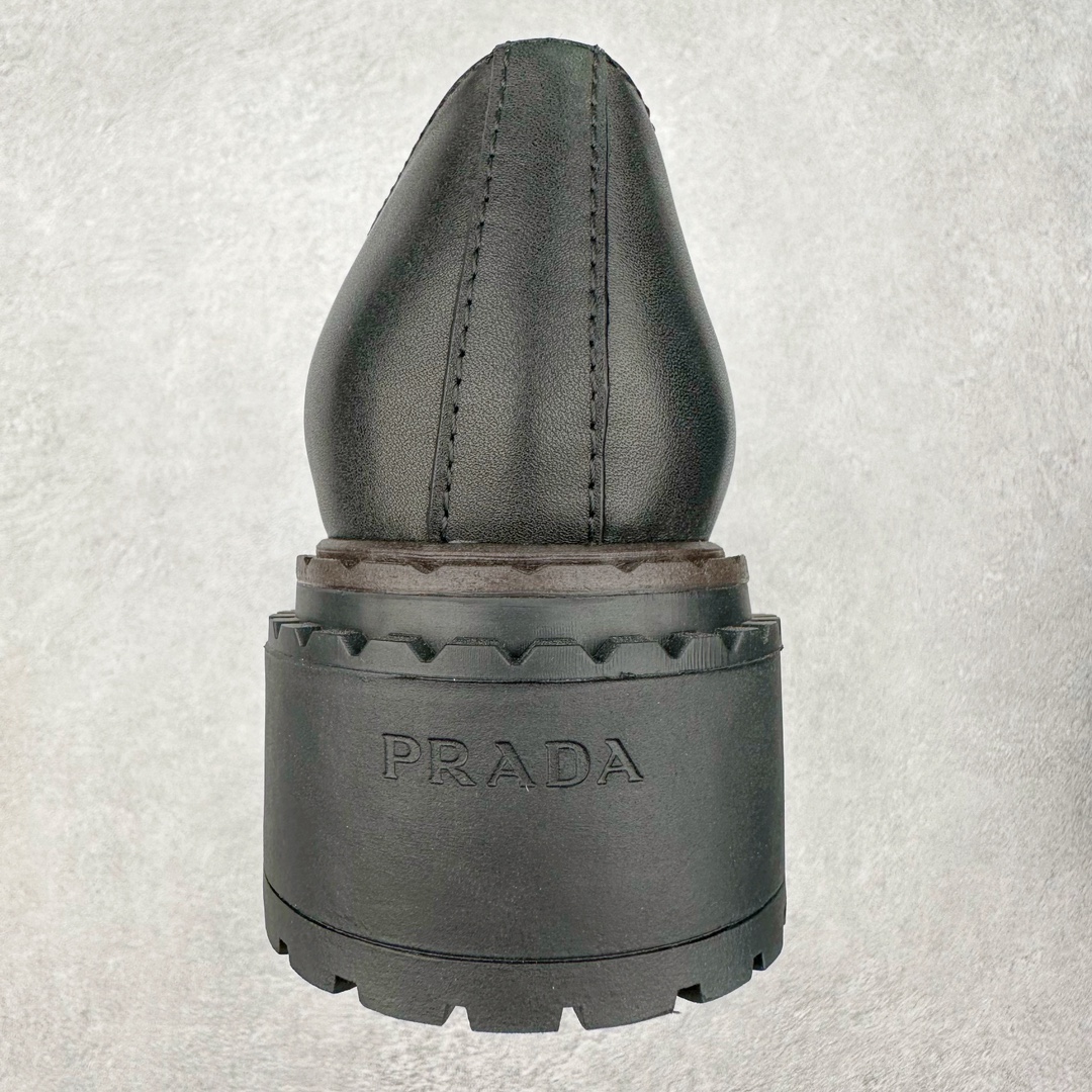 图片[8]-＃GD广顶 PRADA Monolith 普拉达皮革休闲平底乐福鞋 春夏最好的穿的乐福鞋 没有之一鞋型秀气大方 三角标加持 高级感拉满 无论日常通勤还是小场合都能穿出气场意大利著名的奢侈品品牌 普拉达这款牛皮面演绎prada式的黑暗优雅风情 鞋头很是秀气 鞋楦的复古与时尚平衡的非常好 没有平时别的款式的呆板整体是休闲时尚风 风格简约大方 舒适轻便 小牛皮鞋面超级软触感亲肤而光滑 很显质感也很好打理 设计摆脱路人感 打破沉闷单调 真的超级清秀百搭 而且这款增高效果一绝 特别有英伦风但又不是太过于复古的也很符合都市年轻人的审美 尺码：35 36 37 38 39 40 41-选品中心