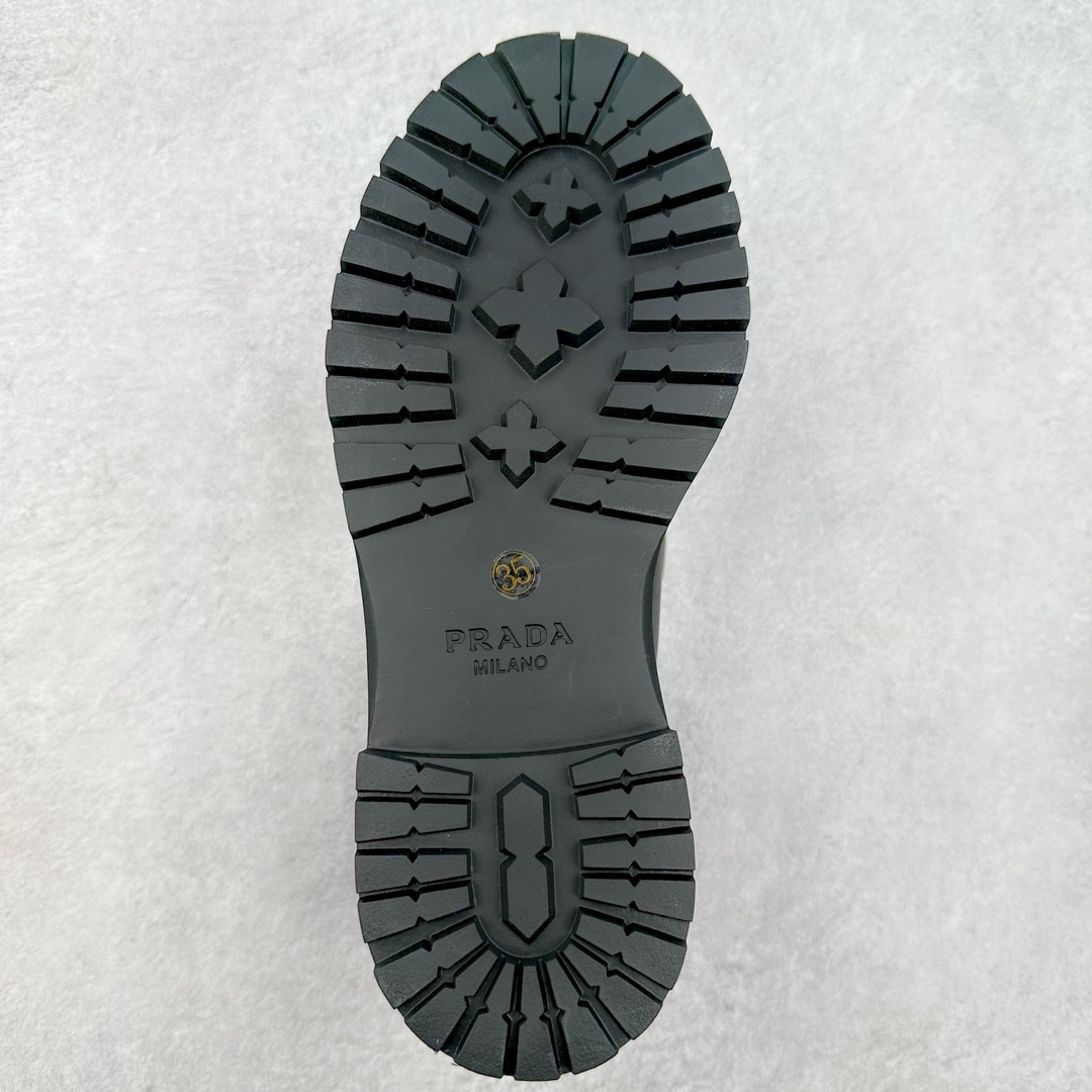 图片[9]-＃GD广顶 PRADA Monolith 普拉达皮革休闲平底乐福鞋 春夏最好的穿的乐福鞋 没有之一鞋型秀气大方 三角标加持 高级感拉满 无论日常通勤还是小场合都能穿出气场意大利著名的奢侈品品牌 普拉达这款牛皮面演绎prada式的黑暗优雅风情 鞋头很是秀气 鞋楦的复古与时尚平衡的非常好 没有平时别的款式的呆板整体是休闲时尚风 风格简约大方 舒适轻便 小牛皮鞋面超级软触感亲肤而光滑 很显质感也很好打理 设计摆脱路人感 打破沉闷单调 真的超级清秀百搭 而且这款增高效果一绝 特别有英伦风但又不是太过于复古的也很符合都市年轻人的审美 尺码：35 36 37 38 39 40 41-选品中心