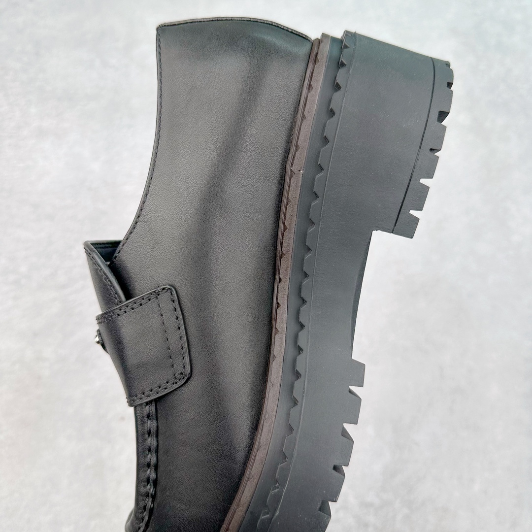 图片[7]-＃GD广顶 PRADA Monolith 普拉达皮革休闲平底乐福鞋 春夏最好的穿的乐福鞋 没有之一鞋型秀气大方 三角标加持 高级感拉满 无论日常通勤还是小场合都能穿出气场意大利著名的奢侈品品牌 普拉达这款牛皮面演绎prada式的黑暗优雅风情 鞋头很是秀气 鞋楦的复古与时尚平衡的非常好 没有平时别的款式的呆板整体是休闲时尚风 风格简约大方 舒适轻便 小牛皮鞋面超级软触感亲肤而光滑 很显质感也很好打理 设计摆脱路人感 打破沉闷单调 真的超级清秀百搭 而且这款增高效果一绝 特别有英伦风但又不是太过于复古的也很符合都市年轻人的审美 尺码：35 36 37 38 39 40 41-选品中心