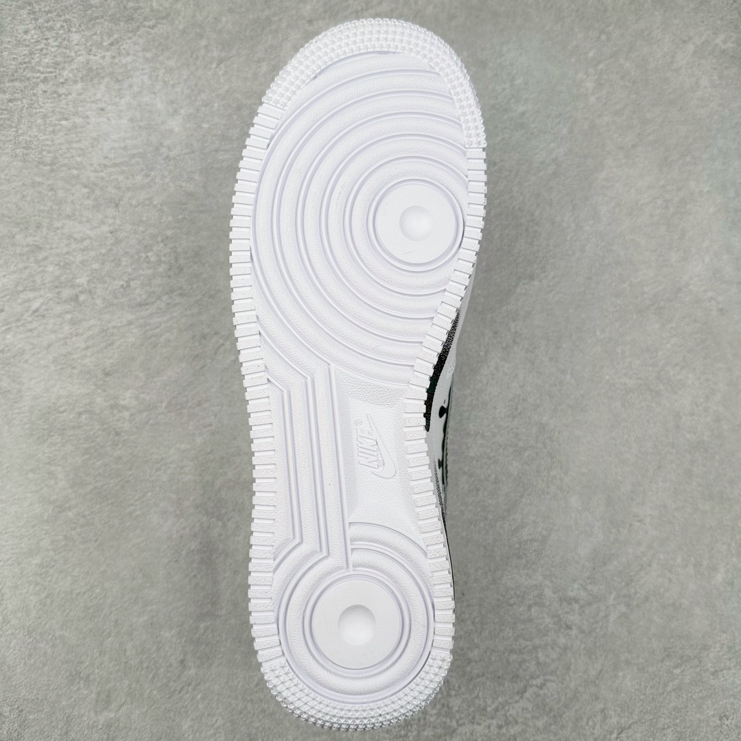 图片[9]-NK Air Force 1´07 Low 空军一号低帮百搭休闲运动板鞋 CW2288-111 柔软、弹性十足的缓震性能和出色的中底设计 横跨复古与现代的外型结合 造就出风靡全球 三十多年的Force 1 直到今天还深受青睐 尺码：36 36.5 37.5 38 38.5 39 40 40.5 41 42 42.5 43 44 44.5 45-选品中心